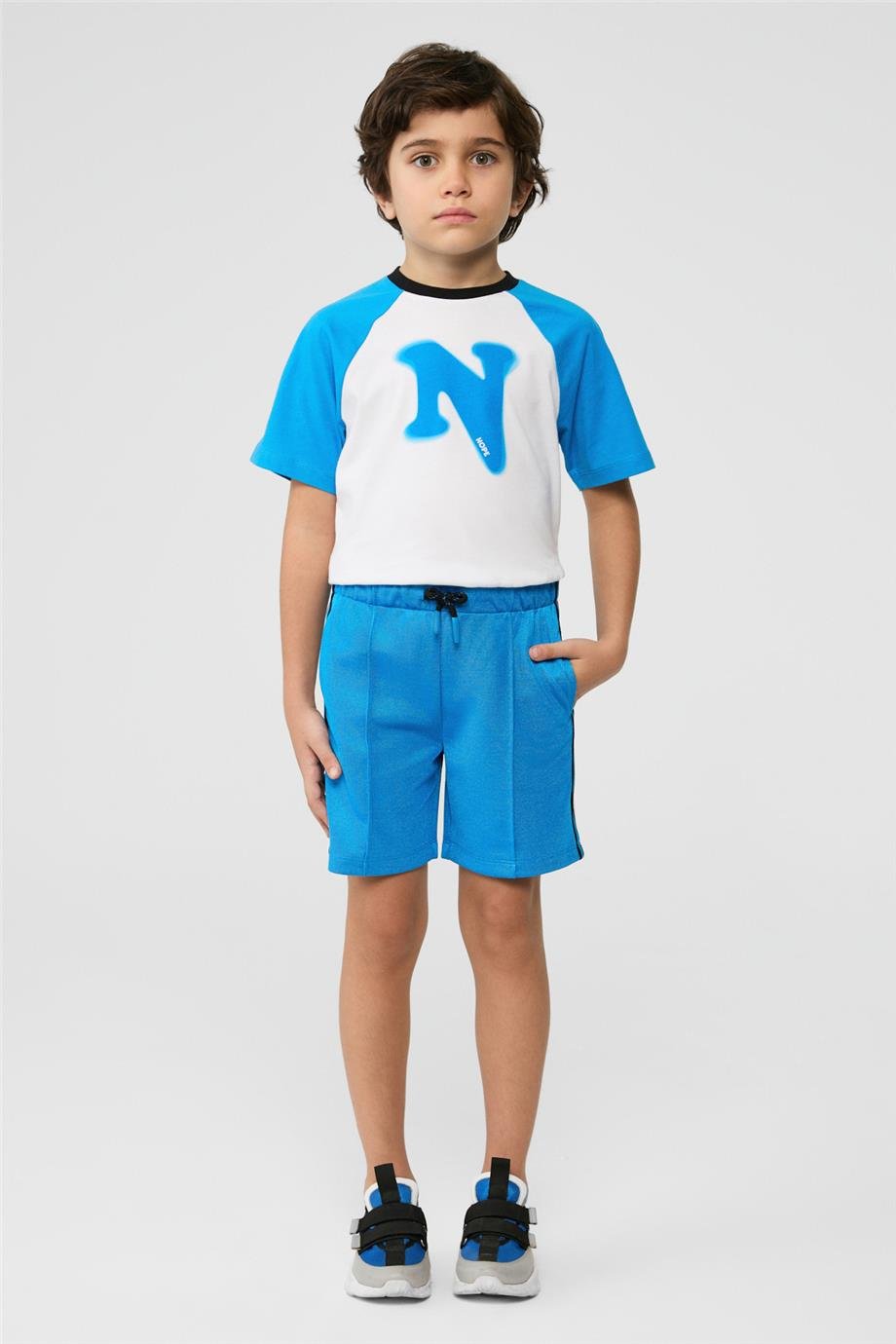 NBT Erkek Çocuk Sarı Siyah Desenli ŞortNBT Erkek Çocuk Sarı Siyah Desenli Şort