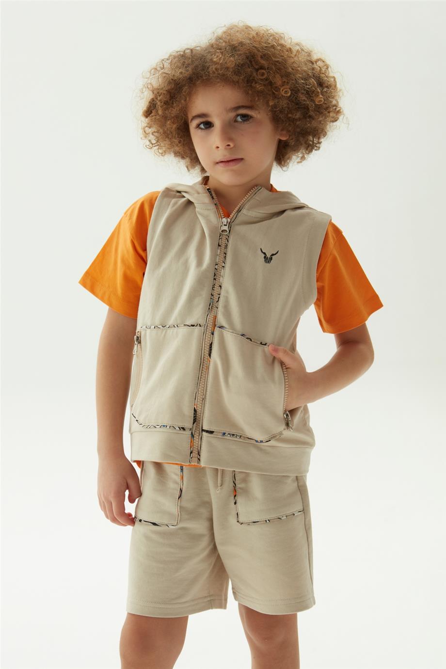 Nebbati Erkek Çocuk Bej Yelek