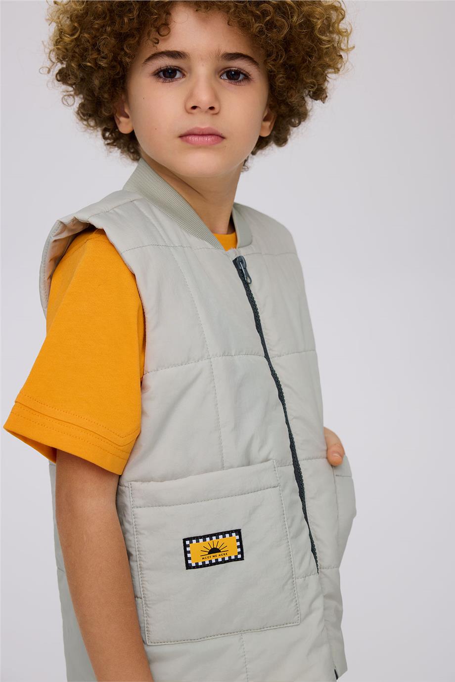 Nebbati Erkek Çocuk Bej YelekNebbati Erkek Çocuk Bej Yelek