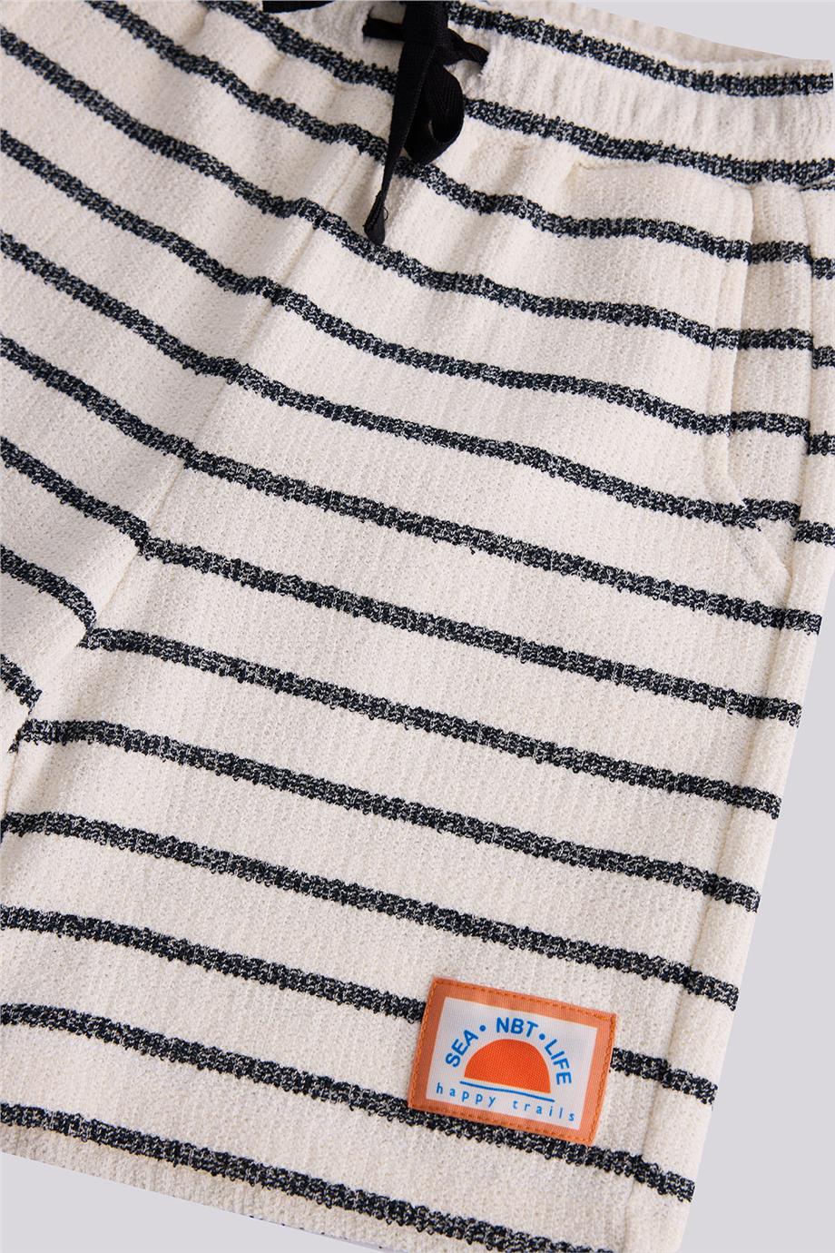 Nebbati Erkek Çocuk Çizgili ŞortNebbati Erkek Çocuk Çizgili Şort
