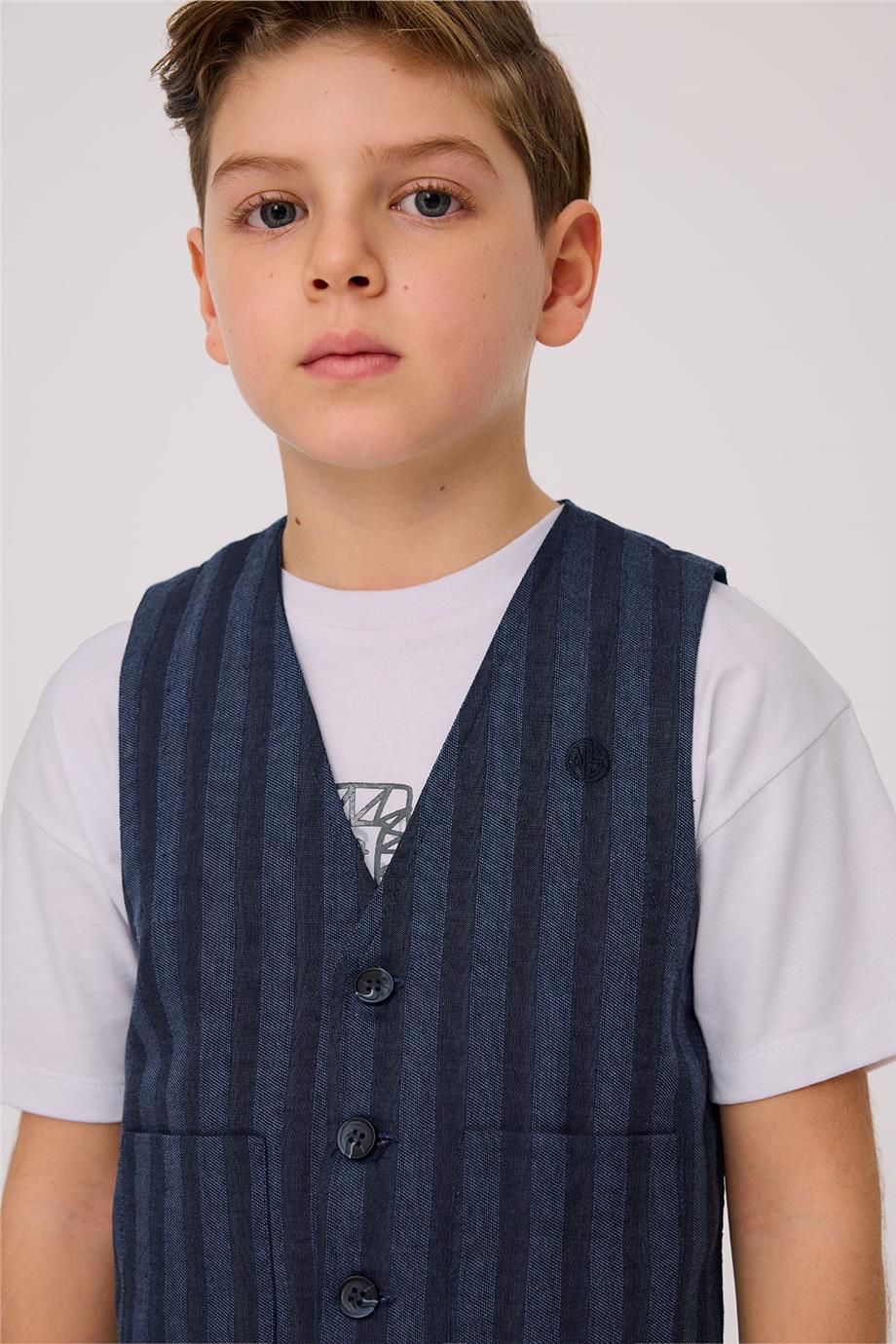 Nebbati Erkek Çocuk Çizgili YelekNebbati Erkek Çocuk Çizgili Yelek