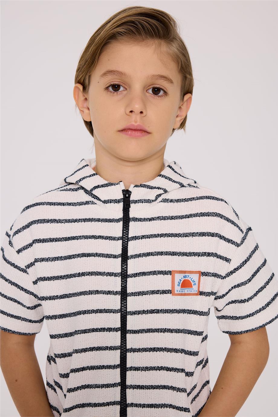 Nebbati Erkek Çocuk Çizgili YelekNebbati Erkek Çocuk Çizgili Yelek