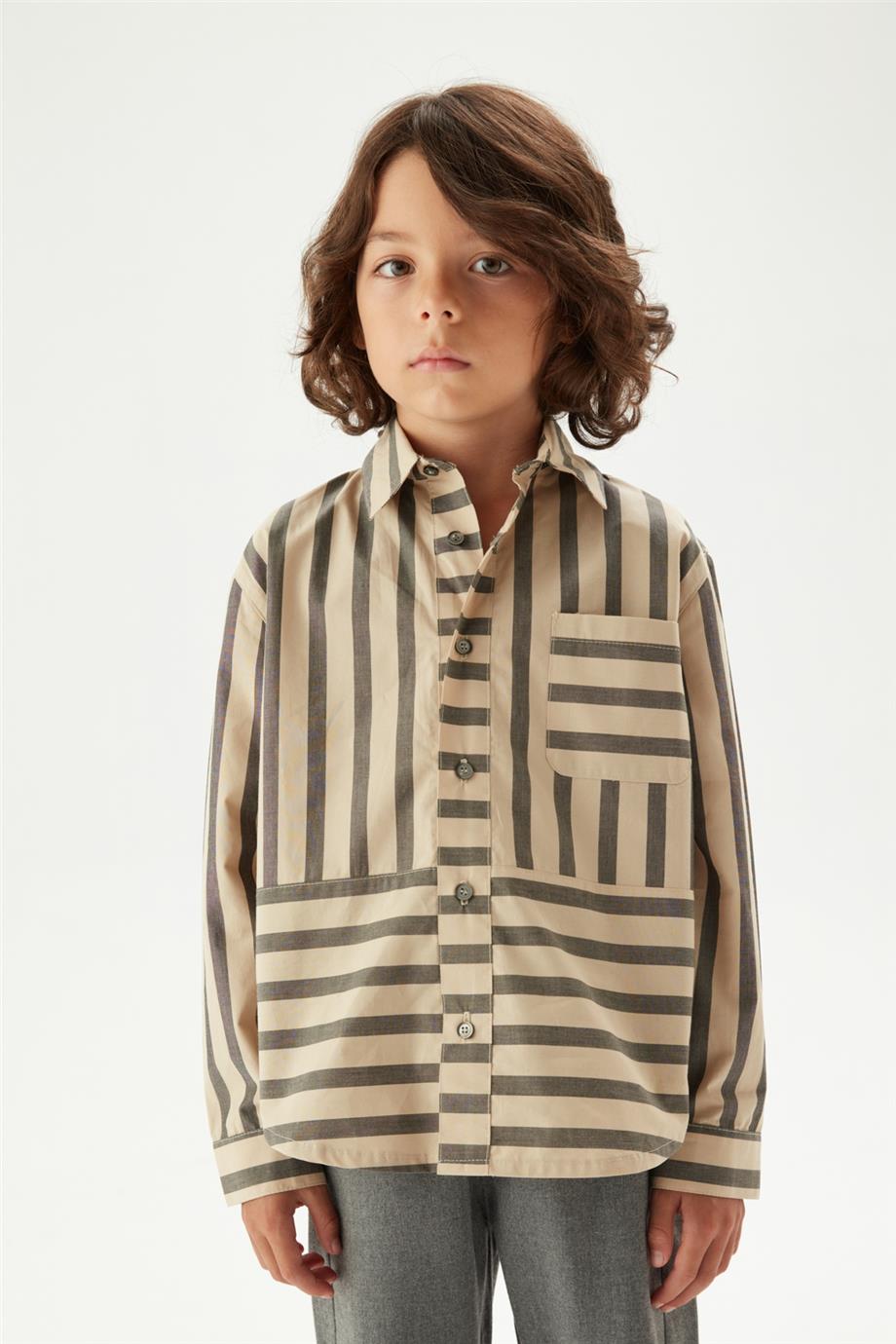 Nebbati Erkek Çocuk Desenli Gömlek