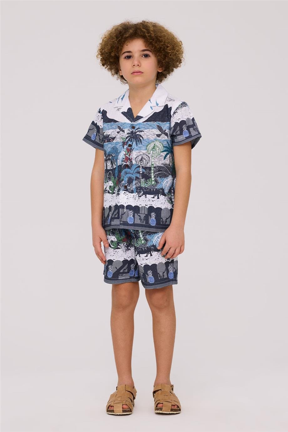 Nebbati Erkek Çocuk Desenli GömlekNebbati Erkek Çocuk Desenli Gömlek