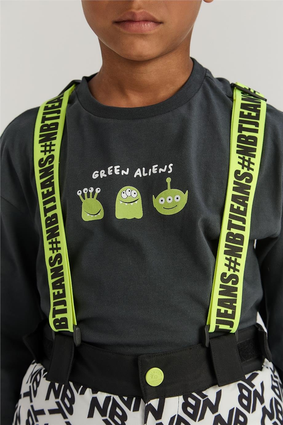 Nebbati Erkek Çocuk Desenli Kayak TakımıNebbati Erkek Çocuk Desenli Kayak Takımı