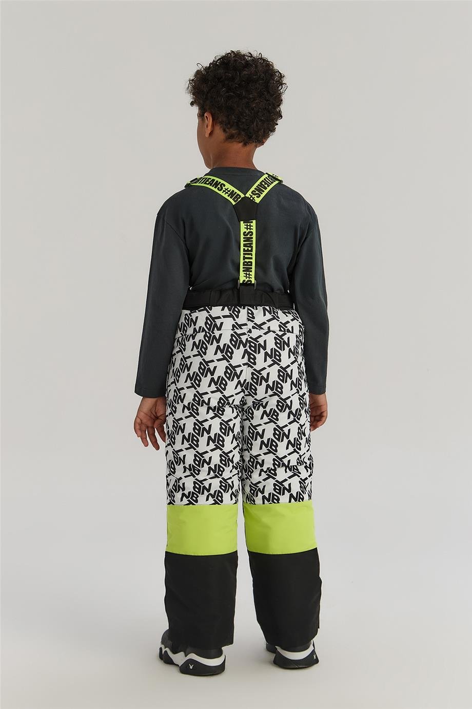 Nebbati Erkek Çocuk Desenli Kayak TakımıNebbati Erkek Çocuk Desenli Kayak Takımı