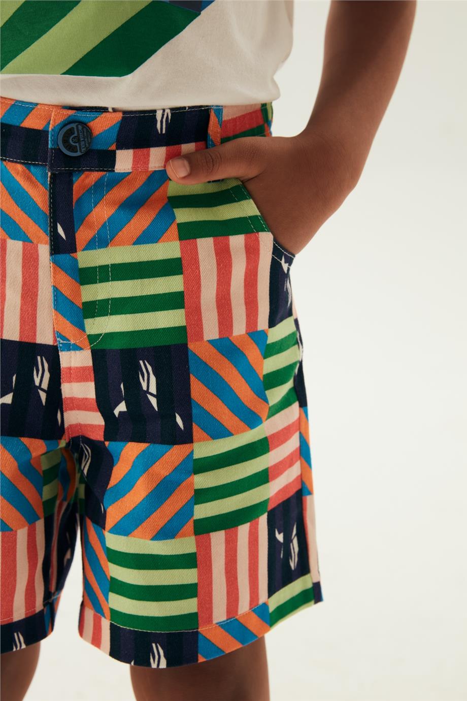 Nebbati Erkek Çocuk Desenli Şort