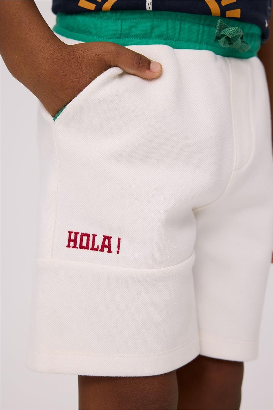 Nebbati Erkek Çocuk Ekru ŞortNebbati Erkek Çocuk Ekru Şort