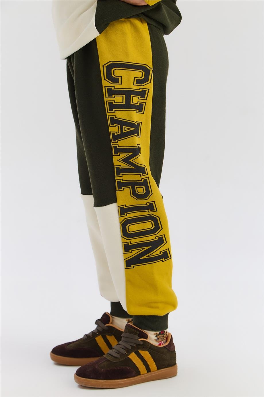 Nebbati Erkek Çocuk Renkli Eşofman AltıNebbati Erkek Çocuk Renkli Eşofman Altı