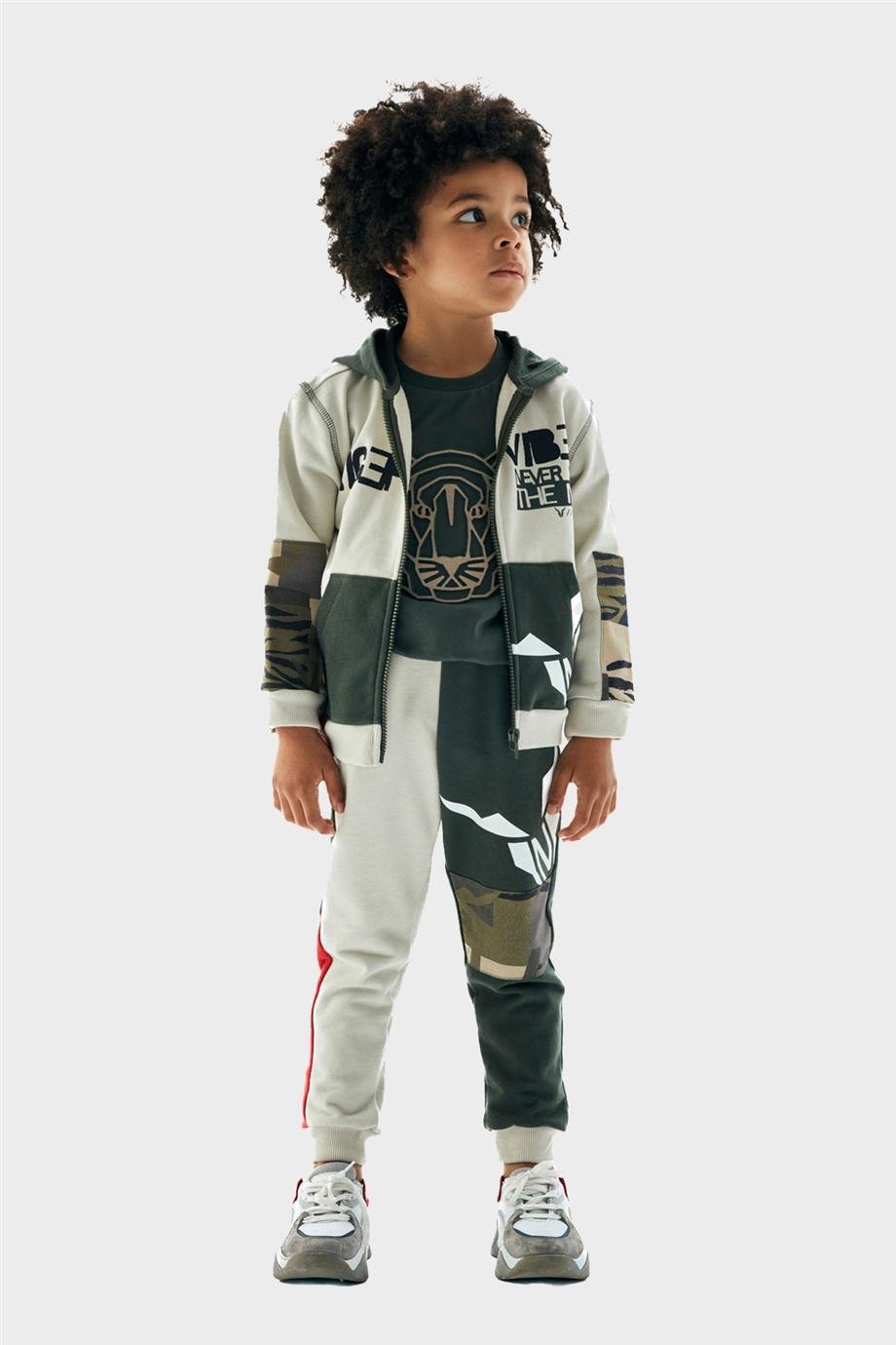 Nebbati Erkek Çocuk Renkli Eşofman Üstü