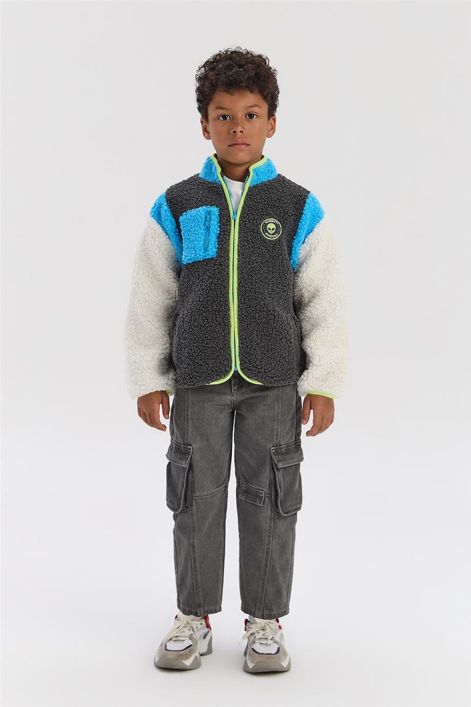 Nebbati Erkek Çocuk Renkli MontNebbati Erkek Çocuk Renkli Mont