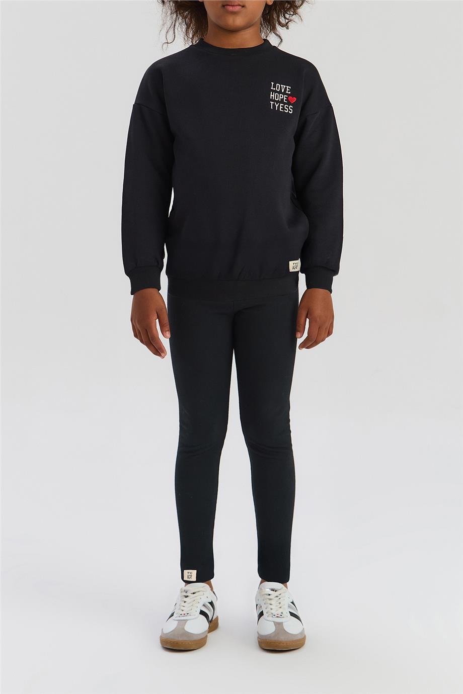 Tyess Basic Kız Çocuk Siyah Eşofman TakımTyess Basic Kız Çocuk Siyah Eşofman Takım