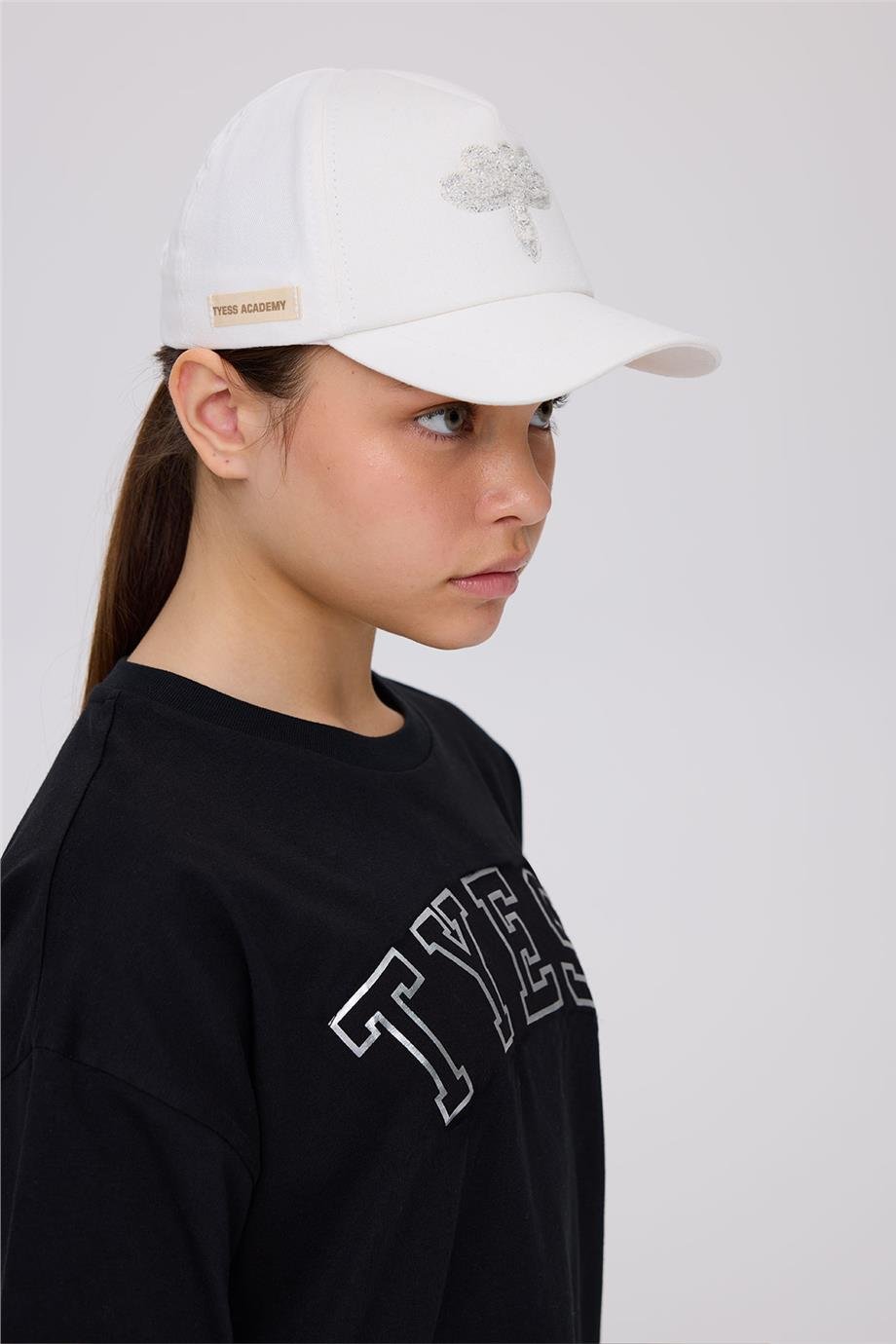 Tyess Girl Beige HatTyess Girl Beige Hat