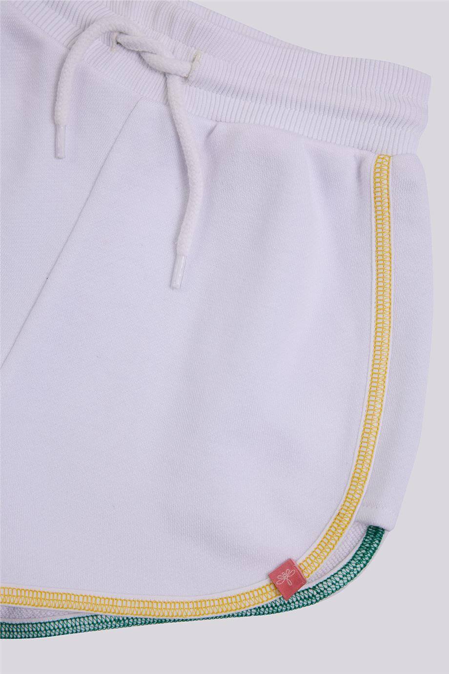 Tyess Girl White ShortsTyess Girl White Shorts