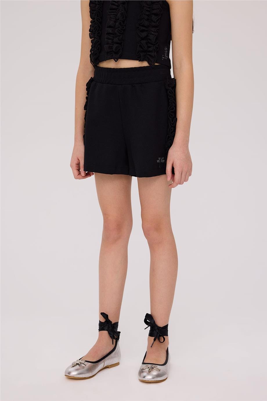 Tyess Girl Black ShortsTyess Girl Black Shorts