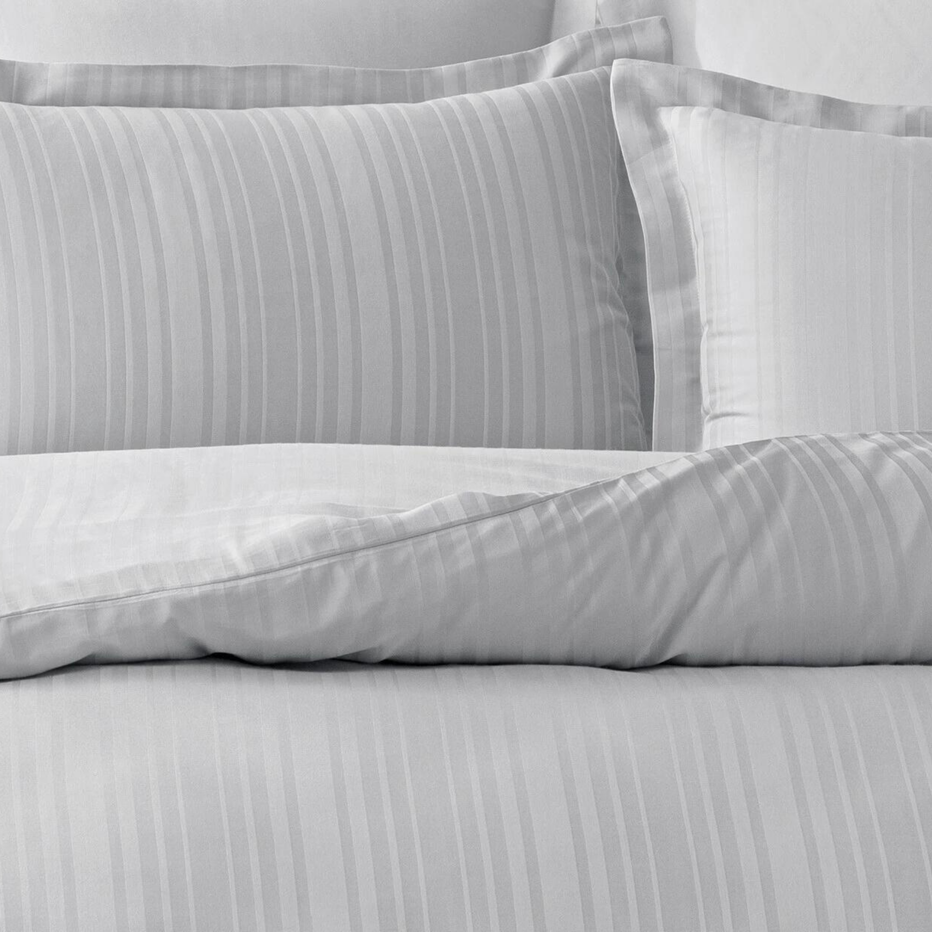 PUFFY ÇİFT KİŞİLİK MELVİN BAMBU SATEN NEVRESİM SET GRİ