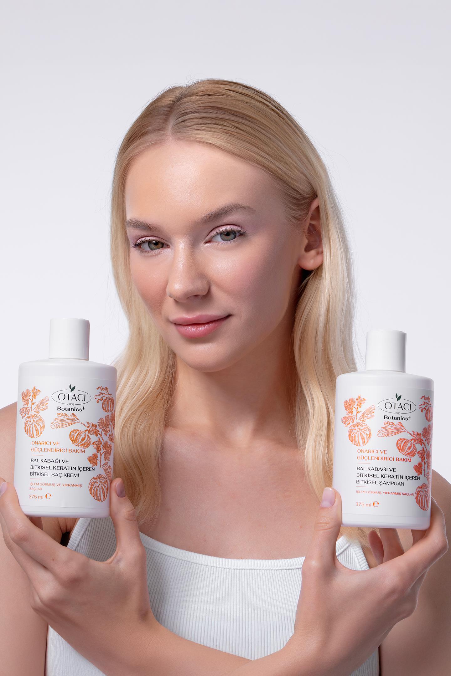 Botanics + Onarıcı & Güçlendiri Bakım- Balkabağı ve Bitkisel Keratin İçeren Bitkisel Şampuan