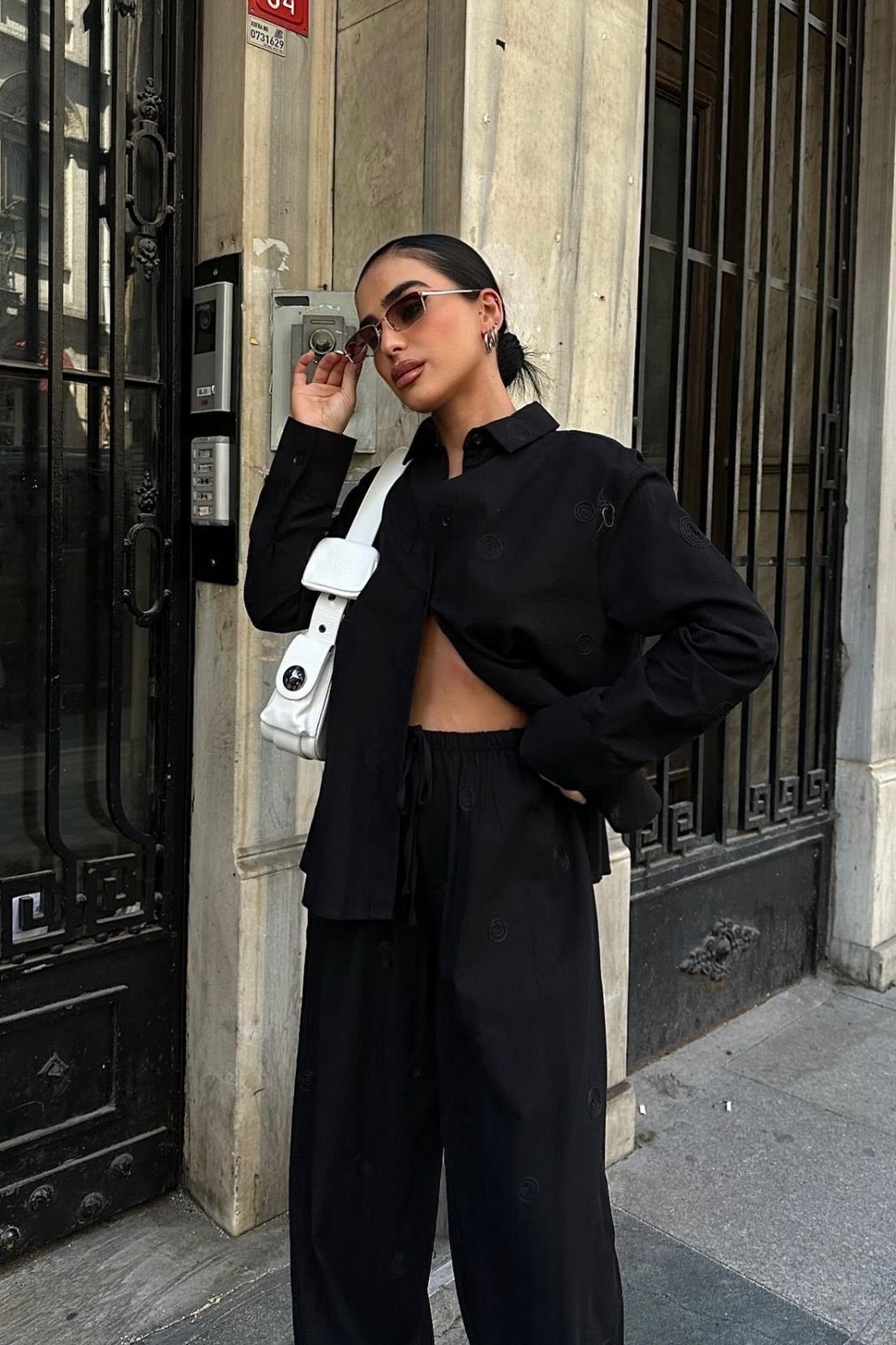 S4Y9733Adriana  Nakış Motifli Keten Takım 9733-08