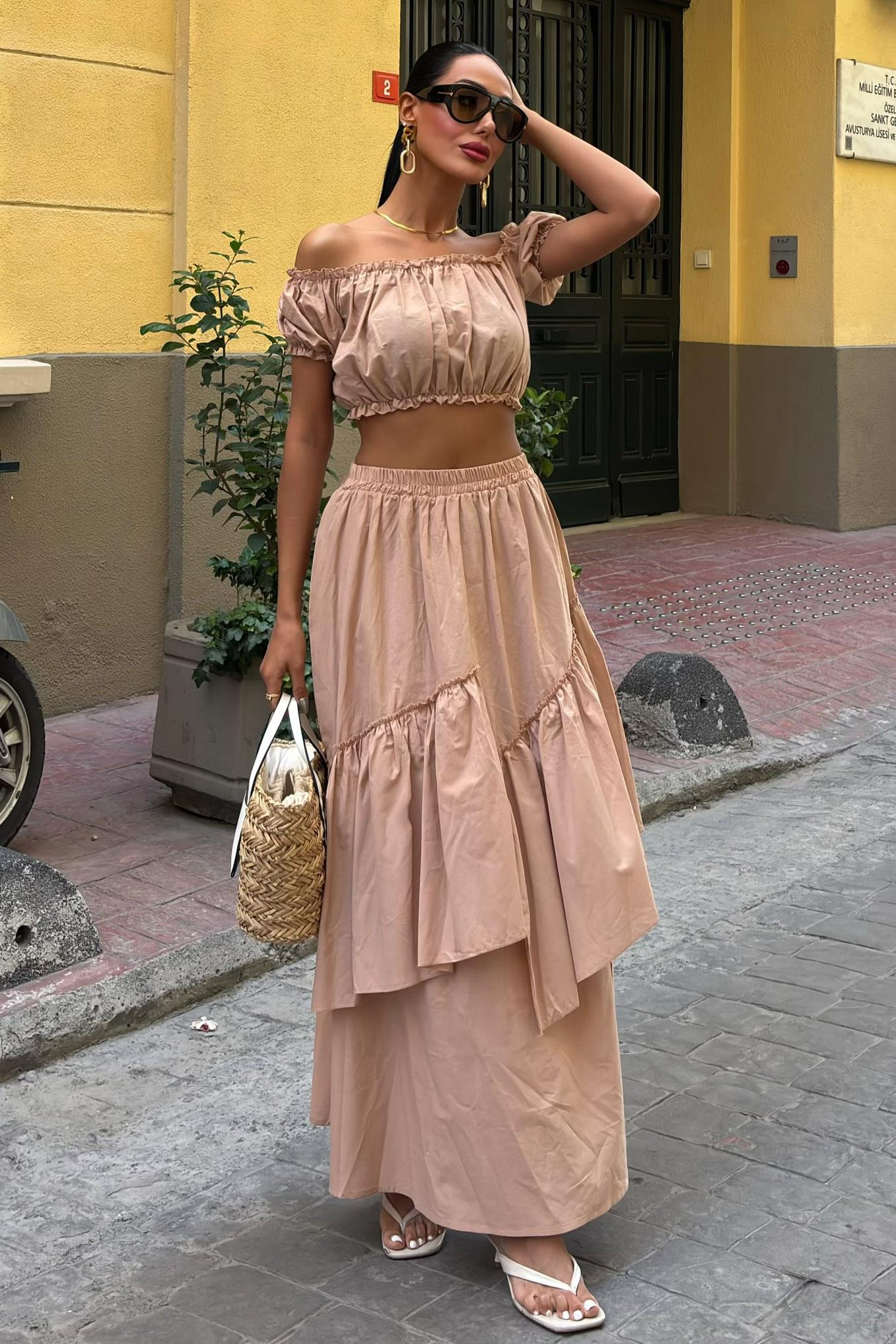 S5Y10196Büzgülü Crop Kat Detaylı Fırfır Etekli Takım 10196