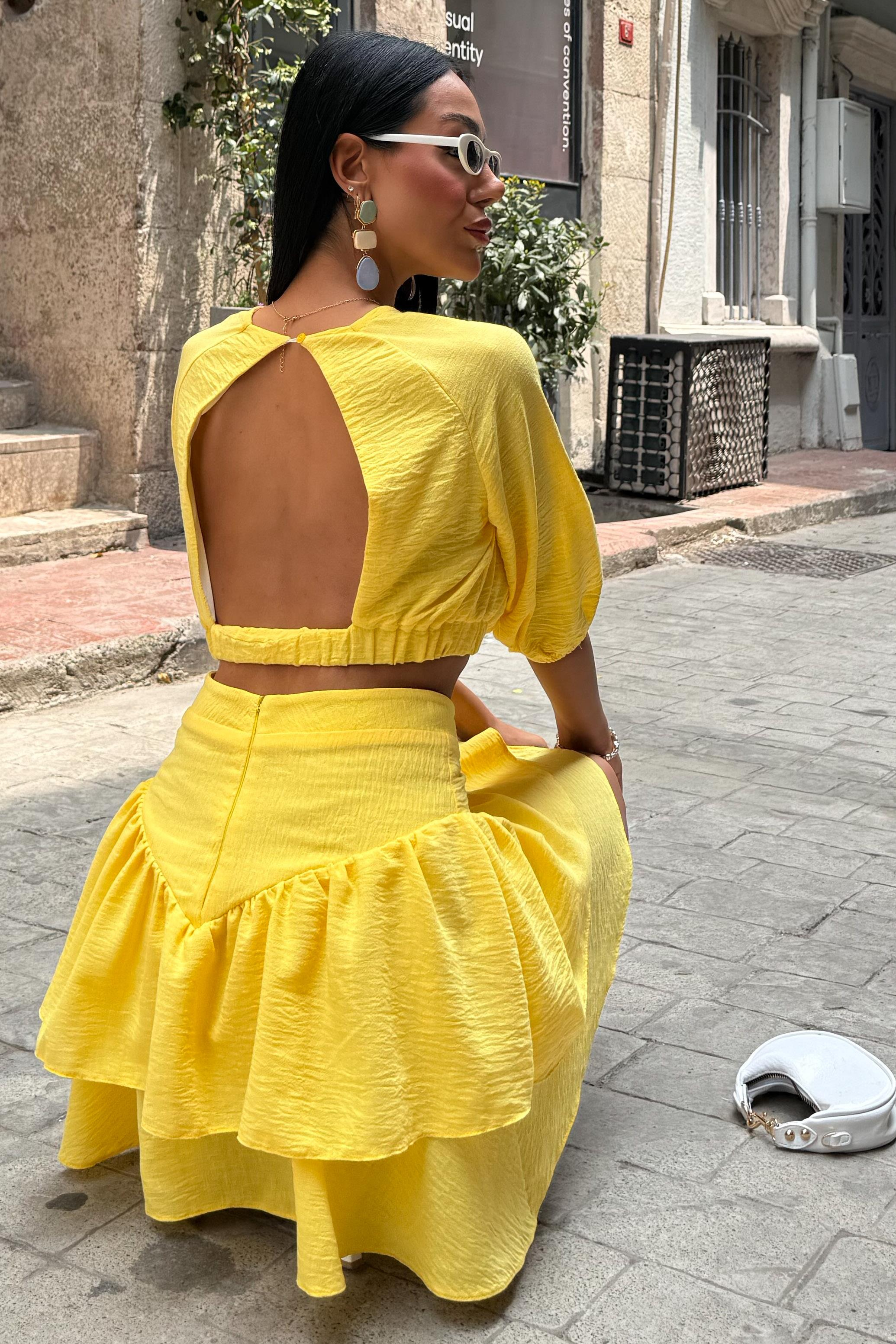 S5Y10207Crop Bluz ve Kat Kat Etekli Takım 10207
