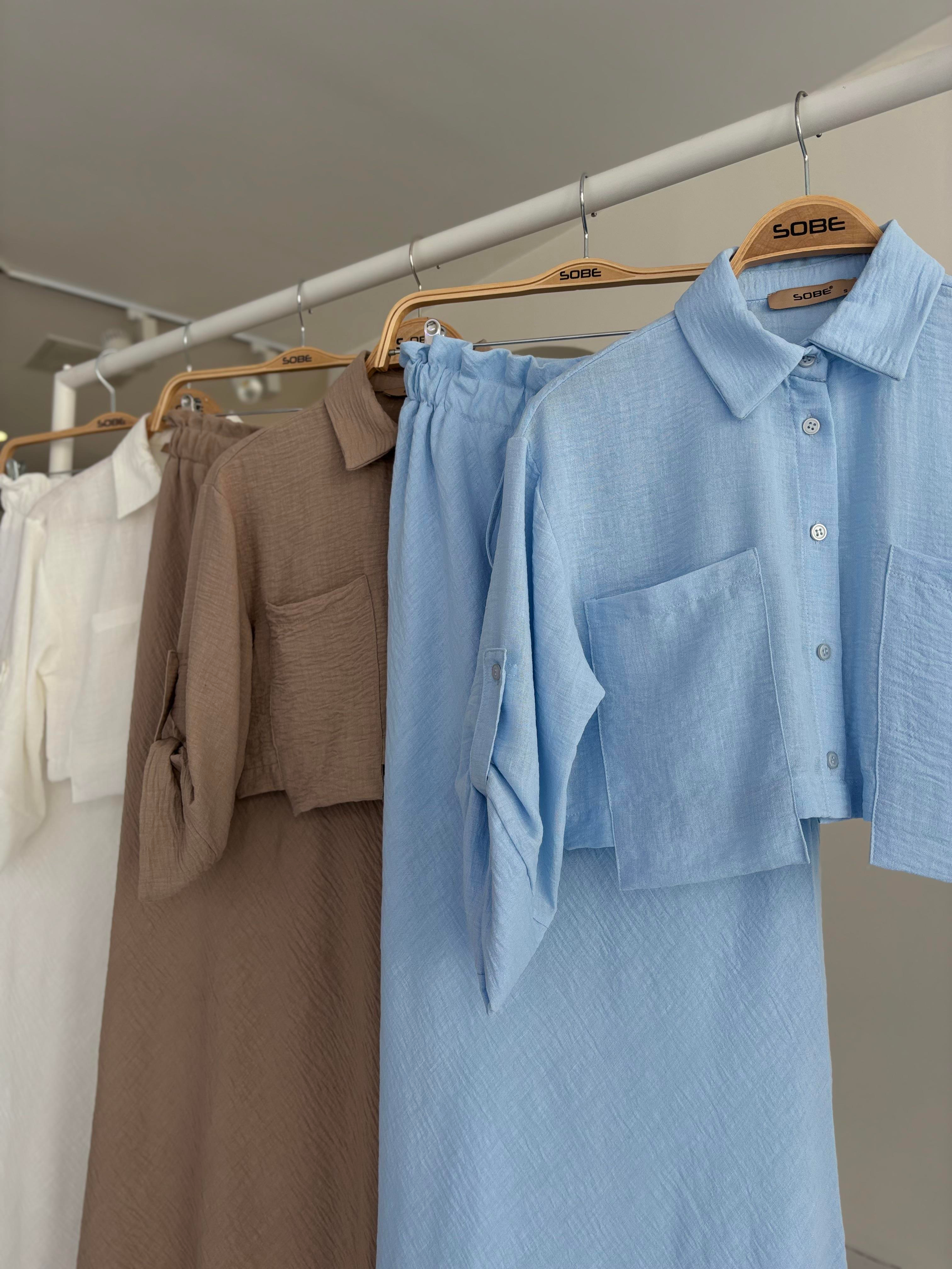 S5Y10201Crop Shirt and Pleated Skirt Design Suit 10201