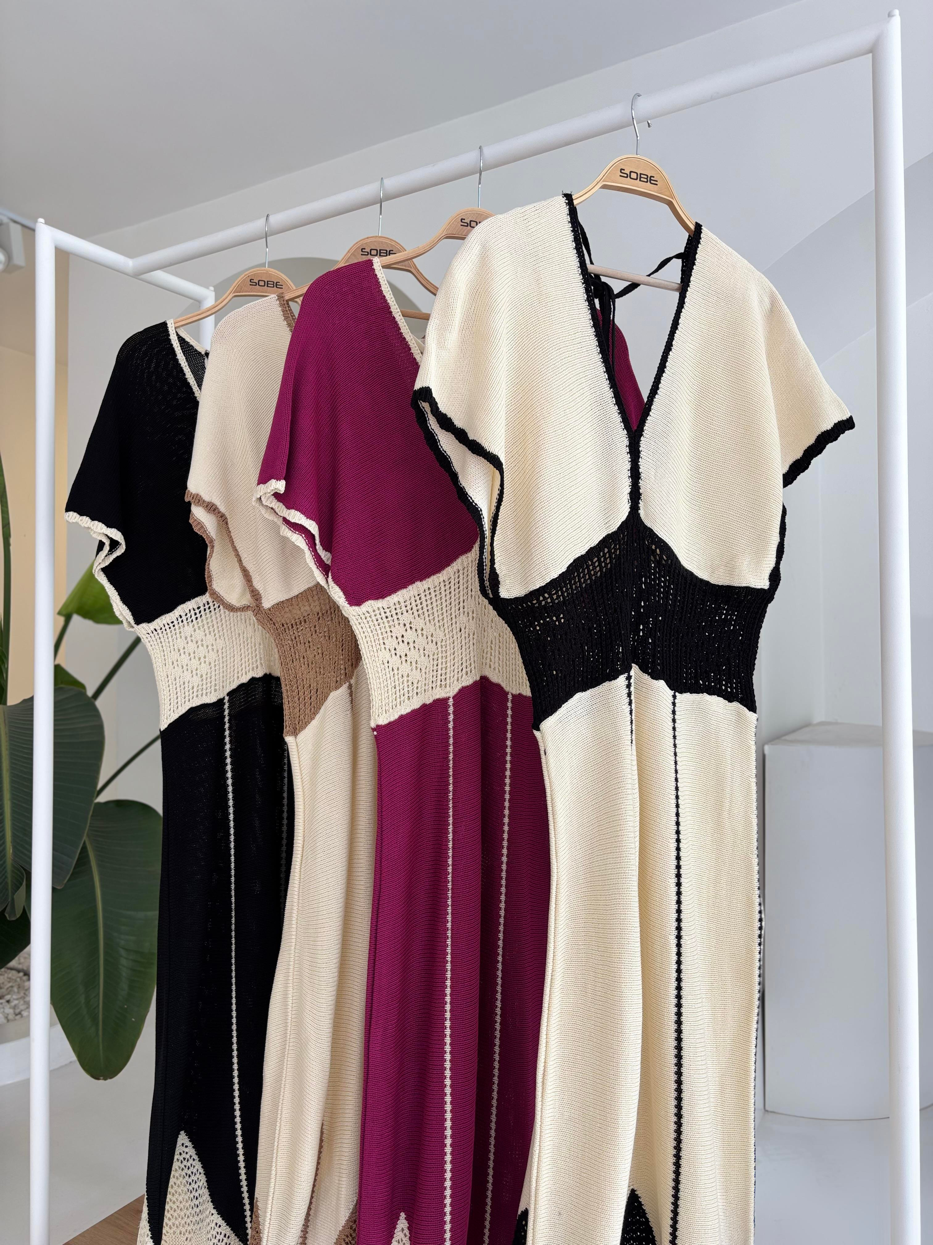 S5Y2844Lace Patterned V Neck Knit Dress 2844