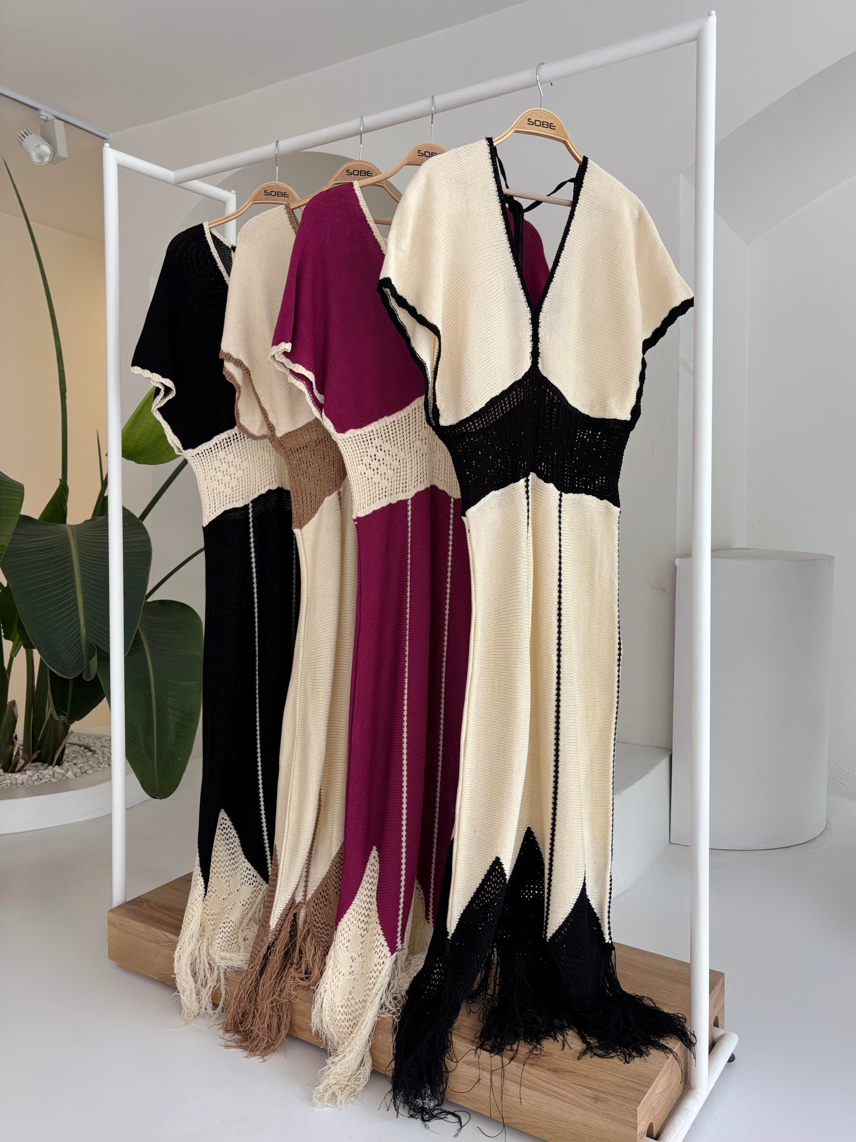 S5Y2844Lace Patterned V Neck Knit Dress 2844
