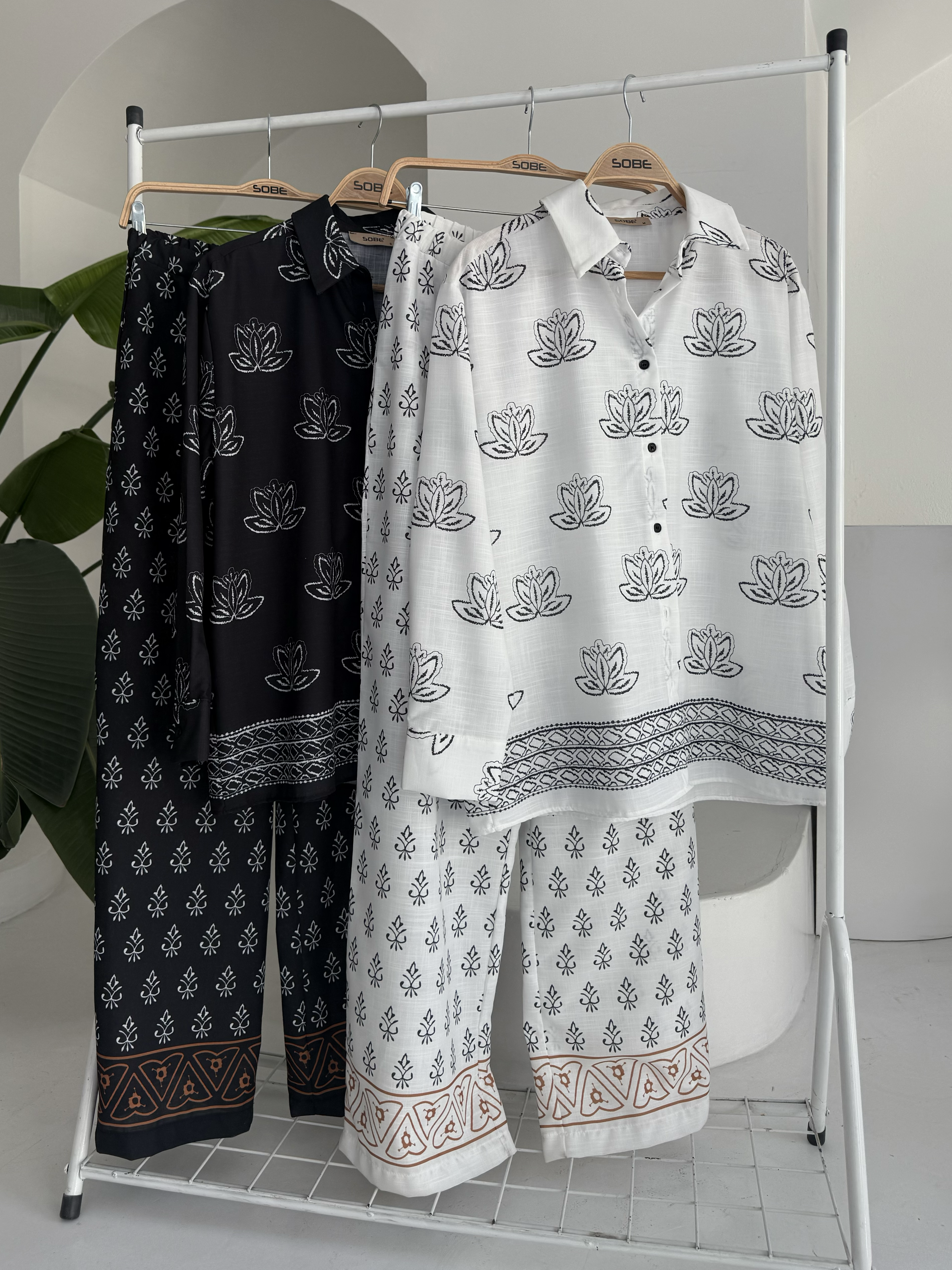 S5Y10120Ethnic Patterned Two Piece Linen Suit 10120