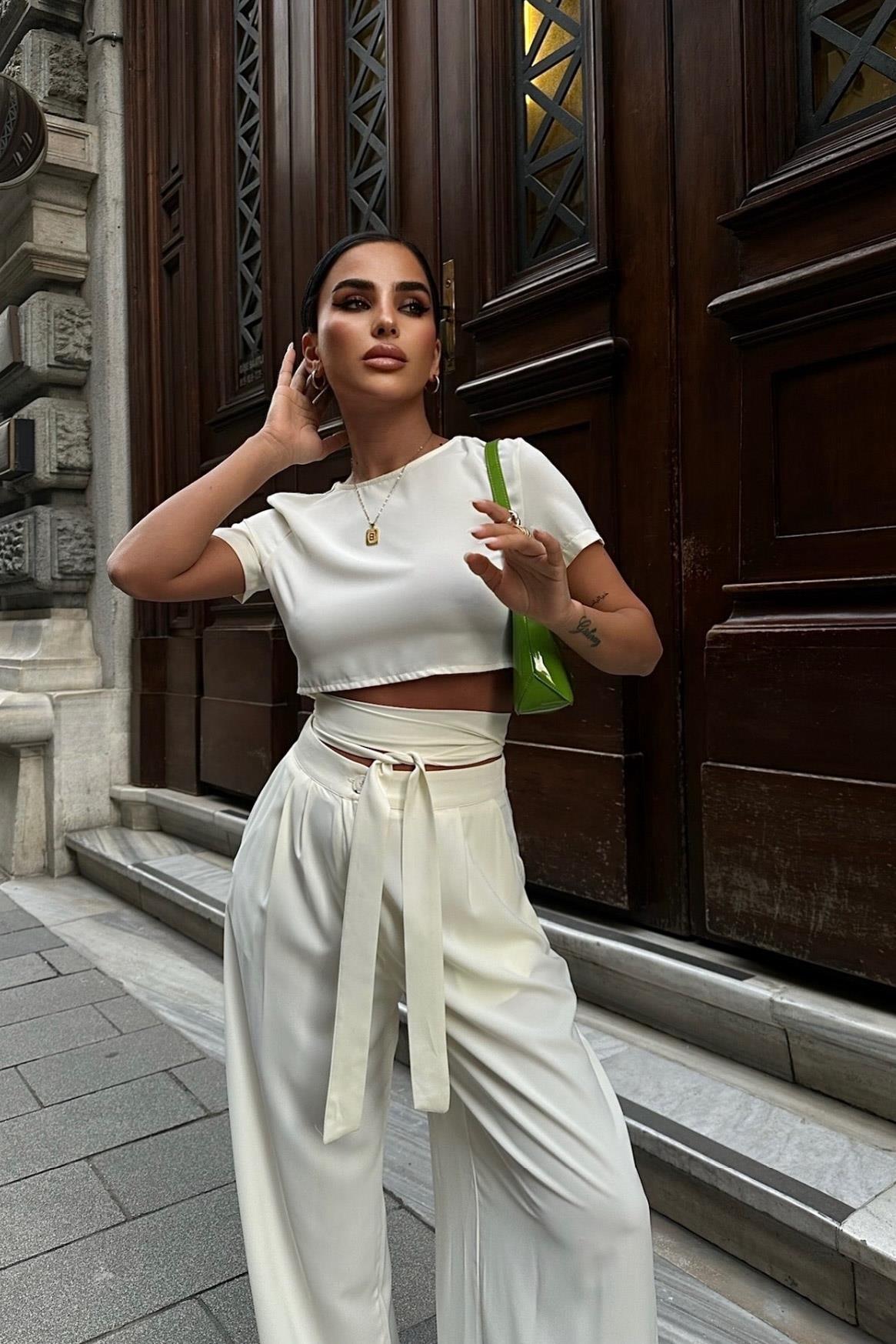 S4Y9793Leila Bağlamalı Crop Top Takım 9793 08