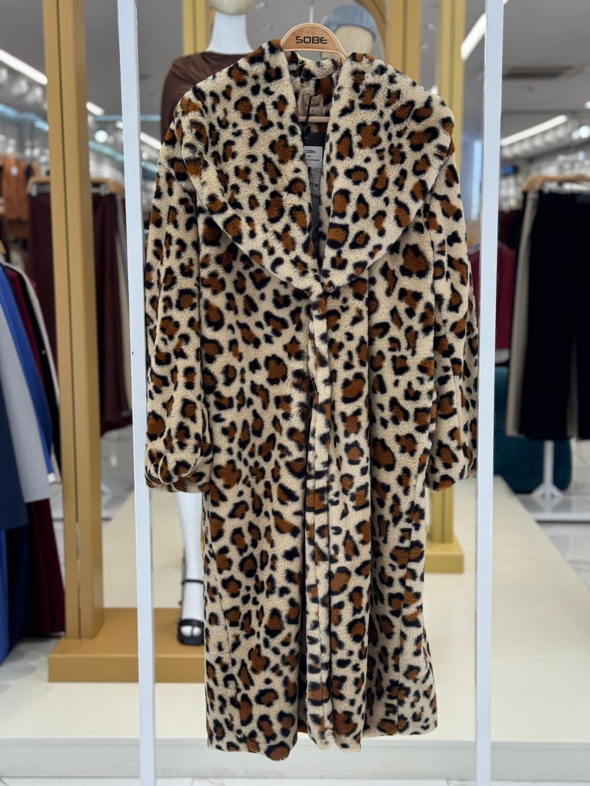 S5K7065Leopar Desenli İçi Astarlı Peluş Kaban 7065