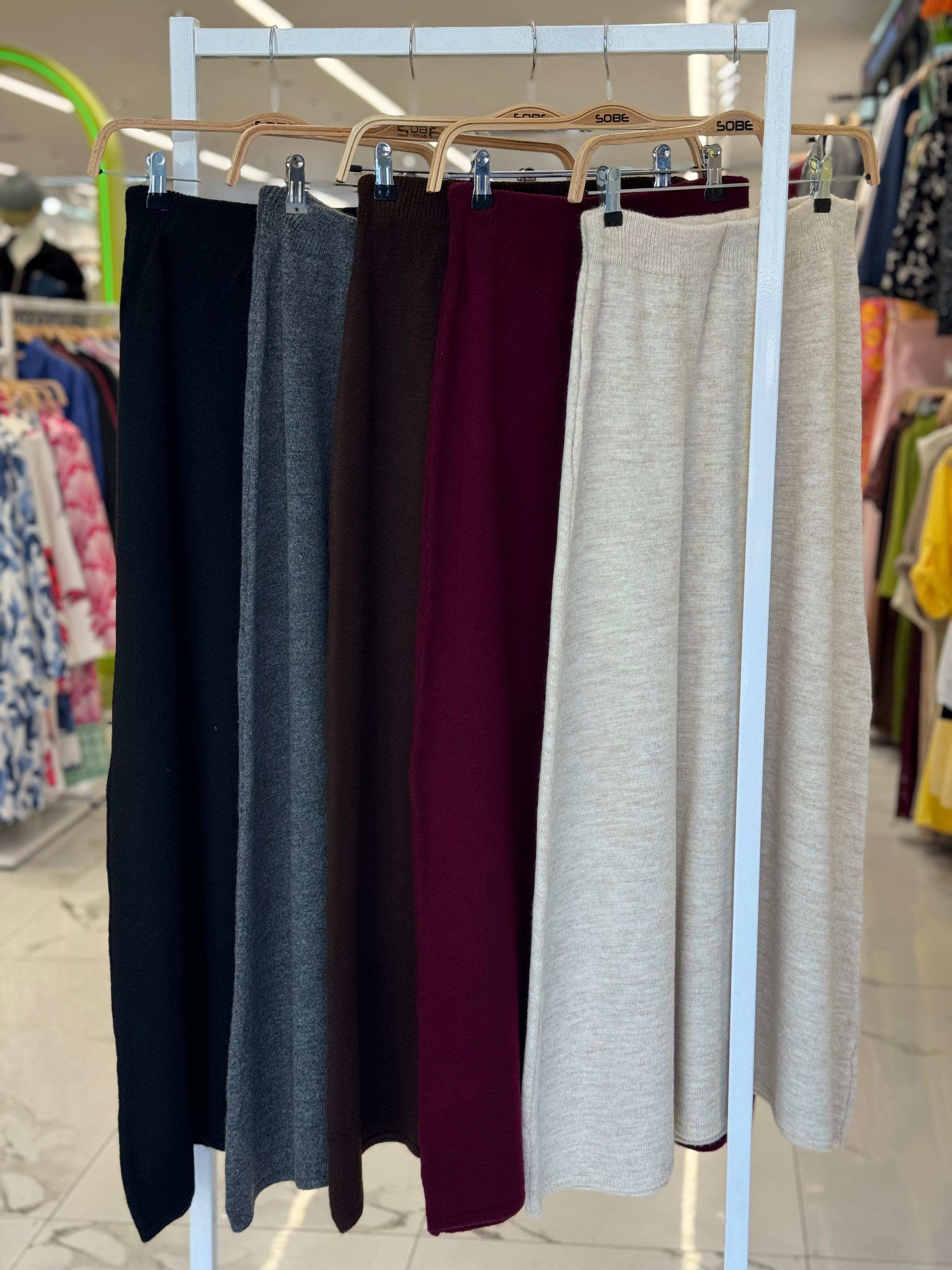 S6K10231Midi Etekli Triko Takım 10231