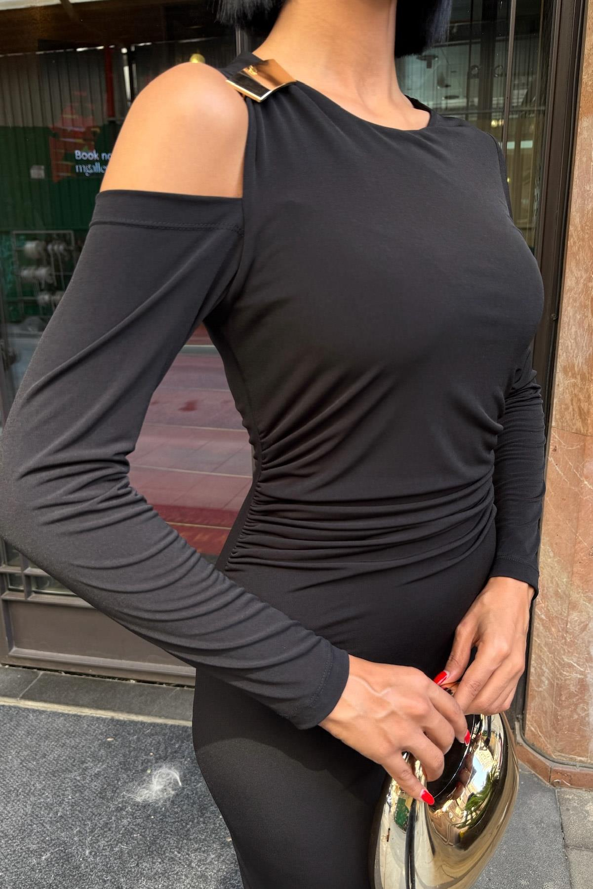 S6K2912Omuz Aksesuarlı ve Dekolteli Drape Elbise 2914