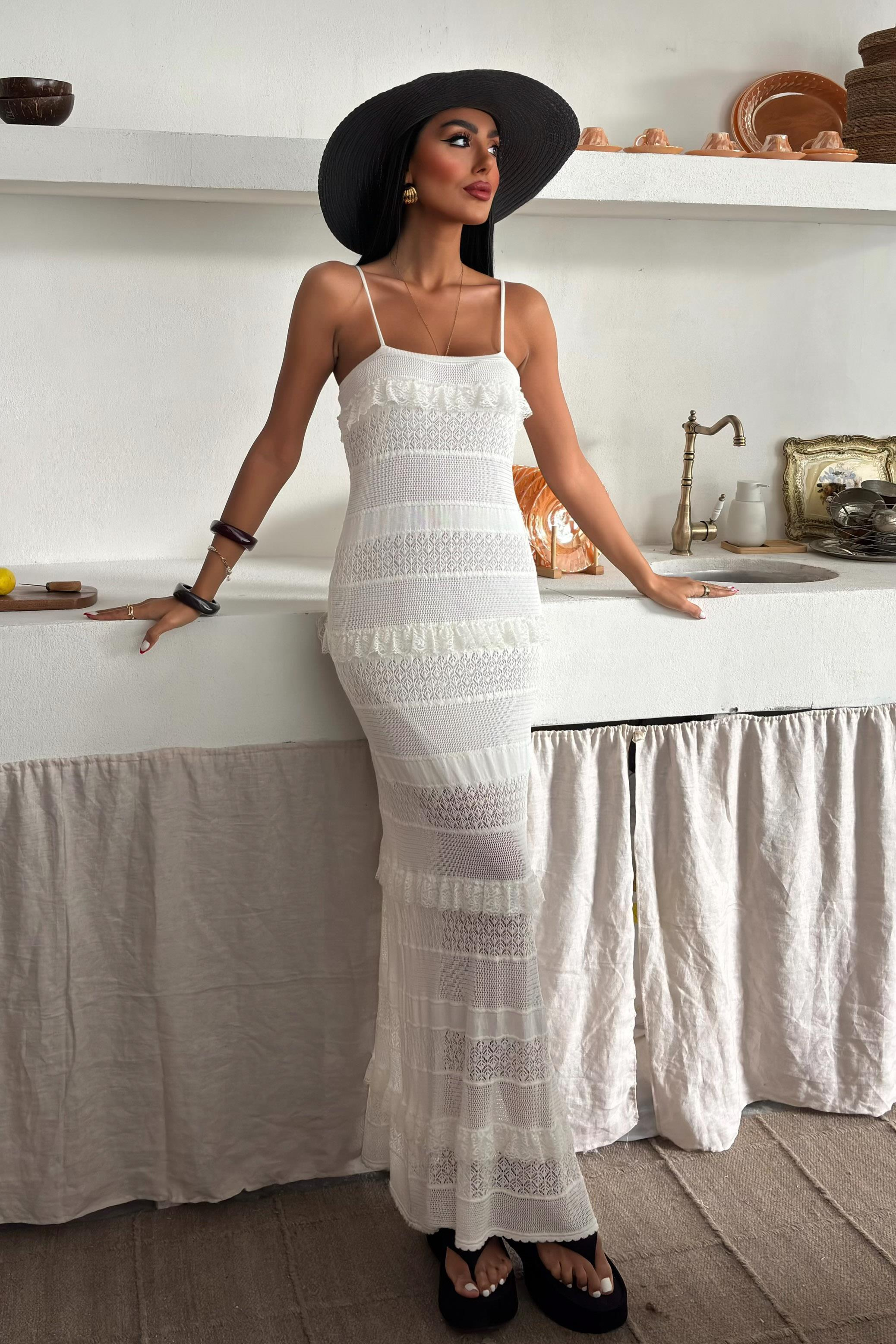 S4Y2754Regina Lace Detail Dress 2754-01