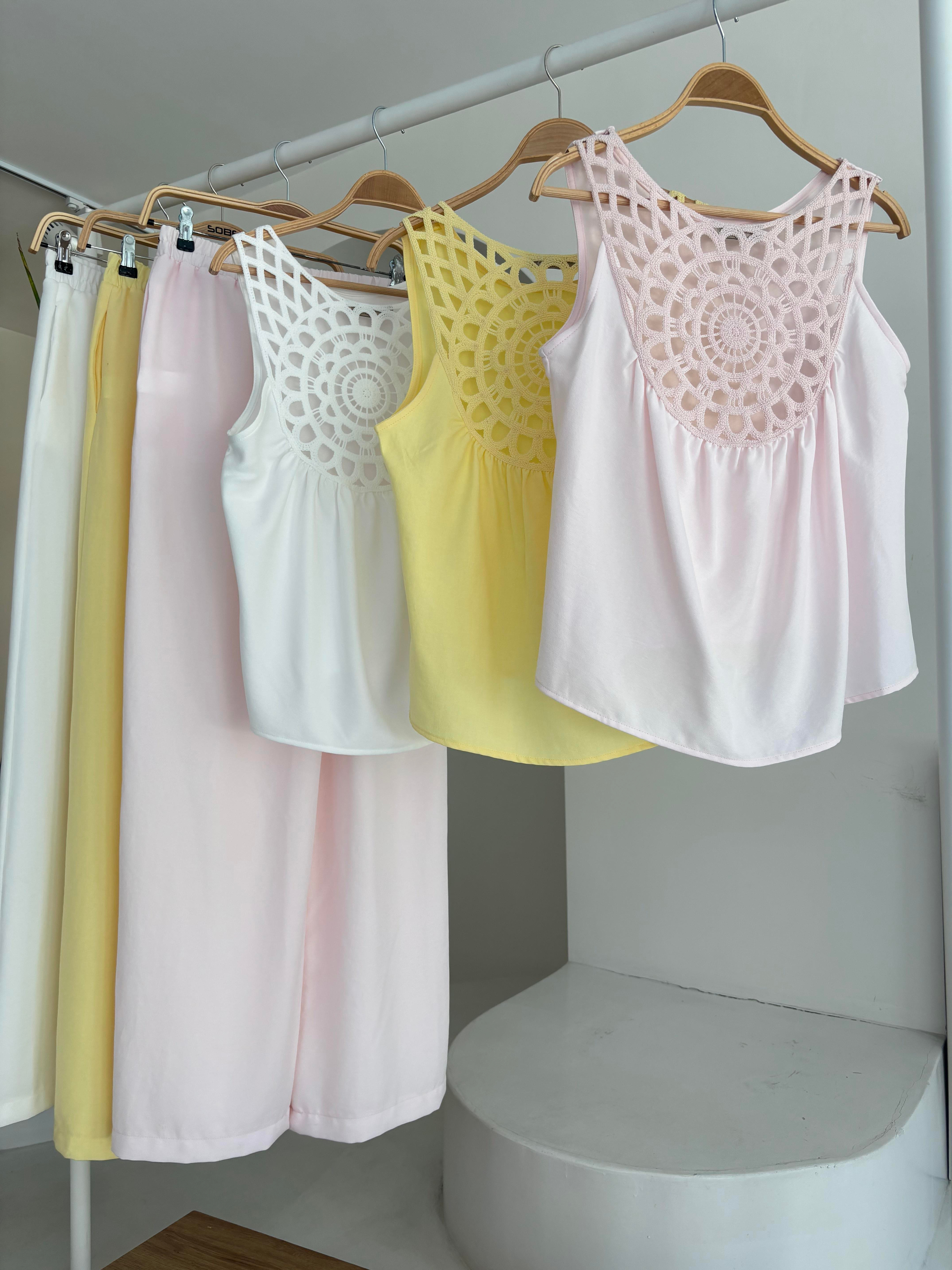 S5Y10165Comfortable Lace Backless Suit 10165