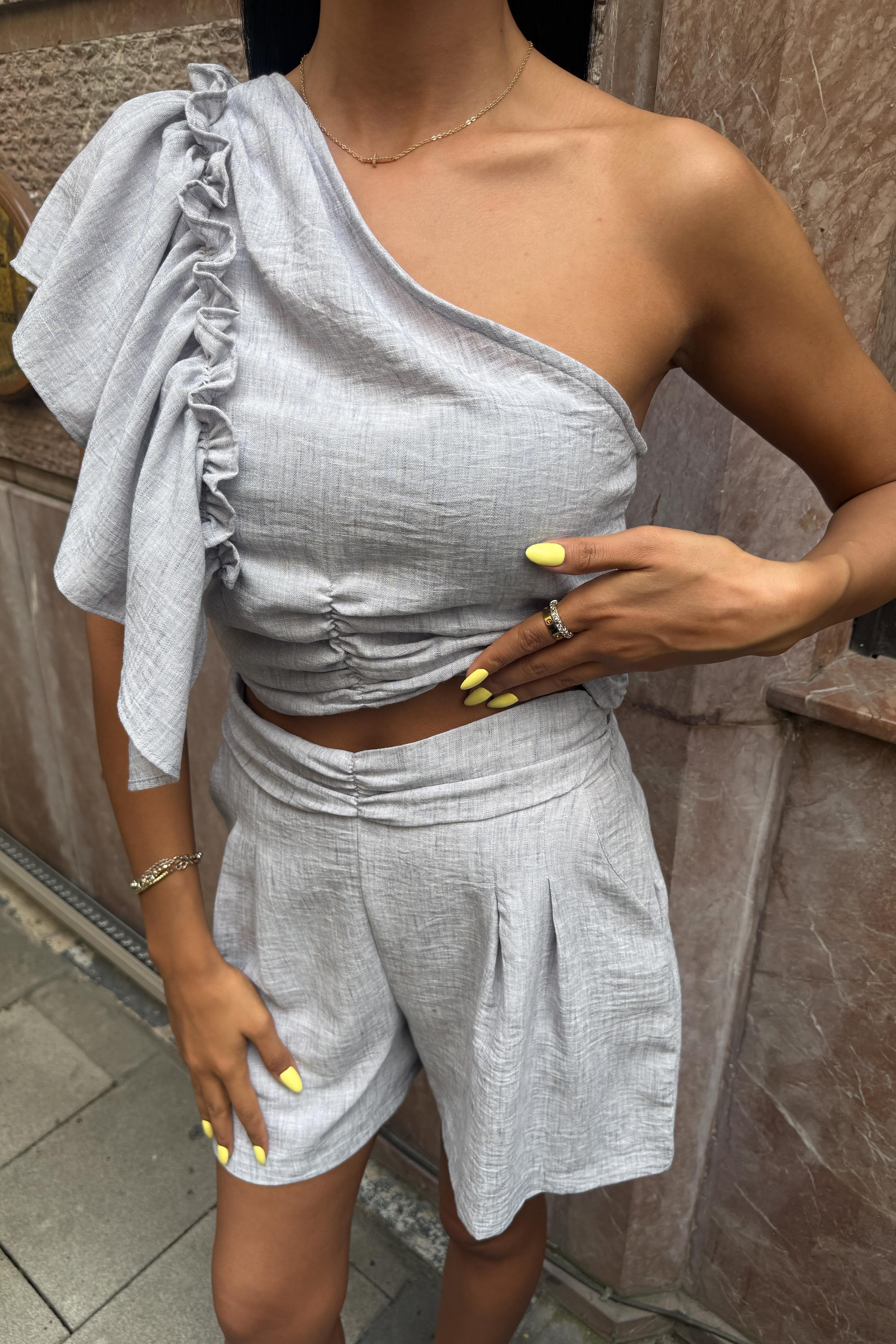 S5Y10158One Shoulder and Ruffle Detailed Linen Suit 10158