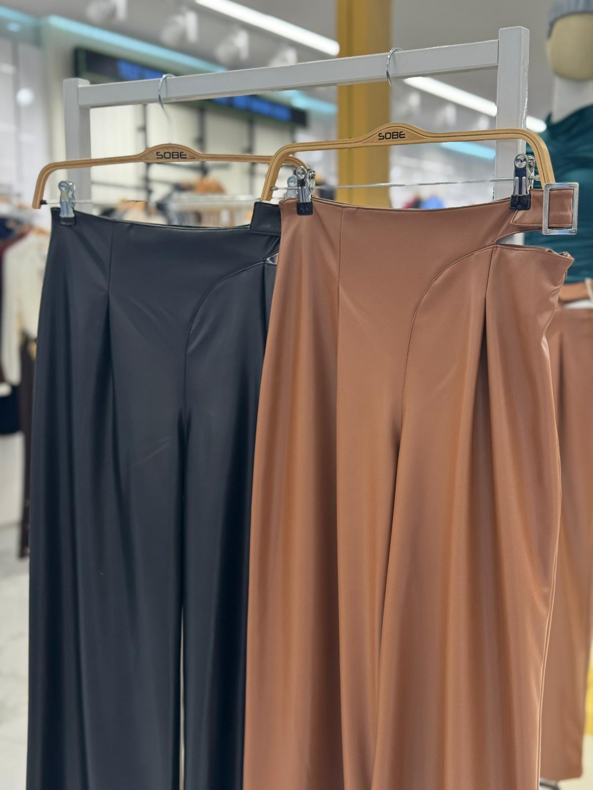 S6K0083Yan Toka Detaylı Deri Pantolon 0083