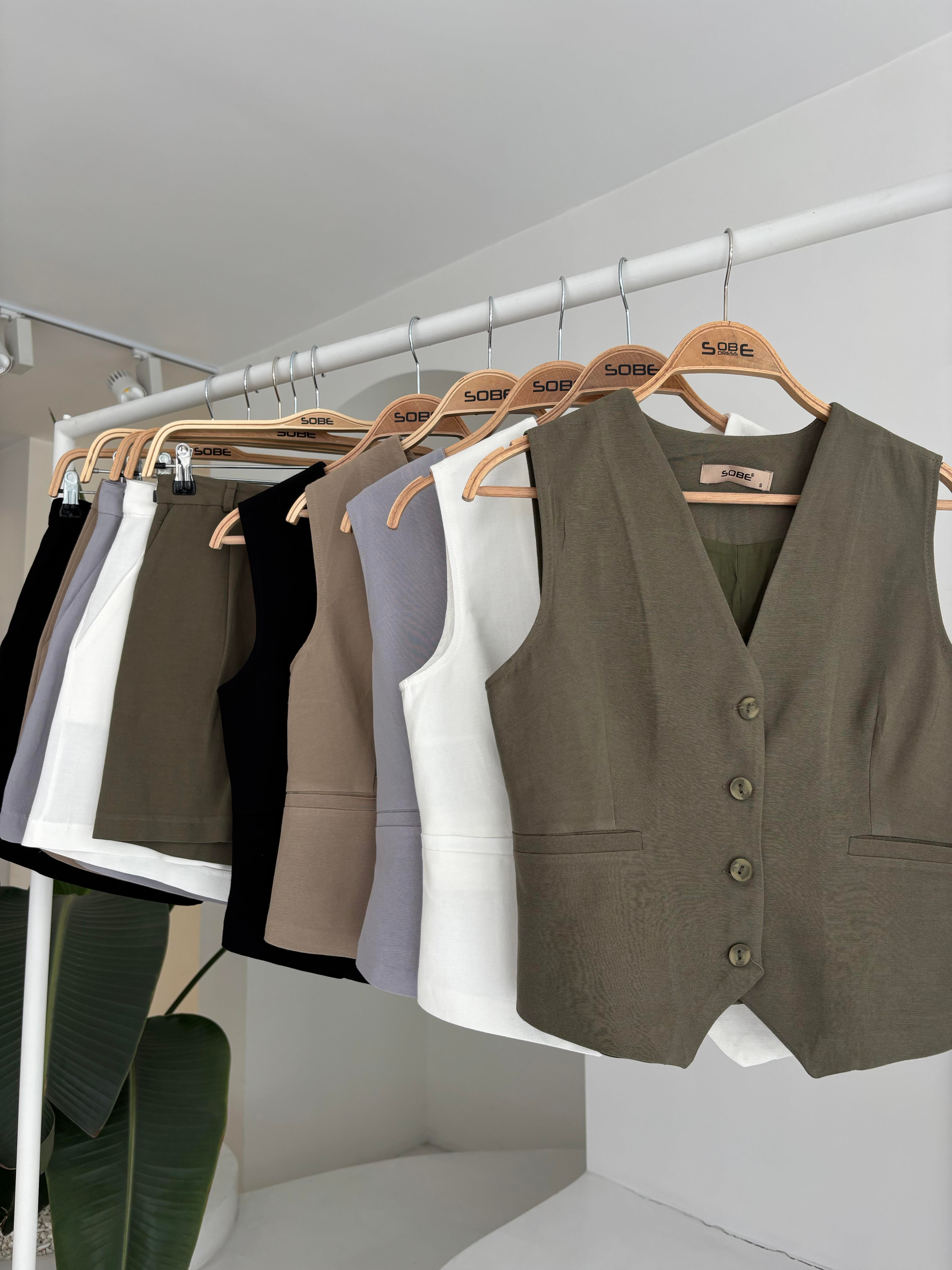 S5Y10133Vest Shorts Flame Linen Suit 10133-17