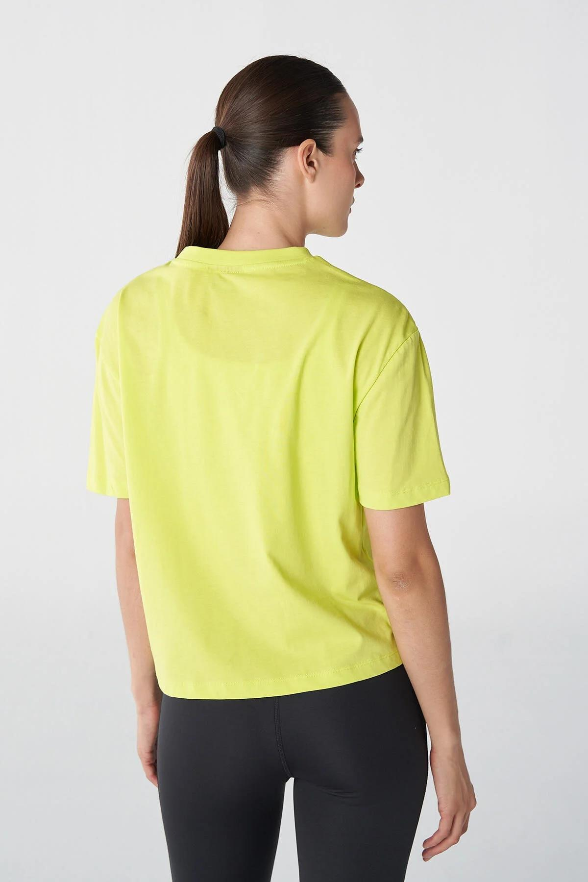 Hummel Hmlt-ic icona Boxy Unity T-Shirt Kadın  Bisiklet Yaka Tshirt