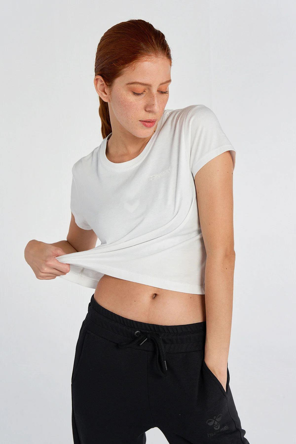 Hummel Hmlt-Mt Emmi Short T-Shirt Kadın Beyaz Bisiklet Yaka Tshirt
