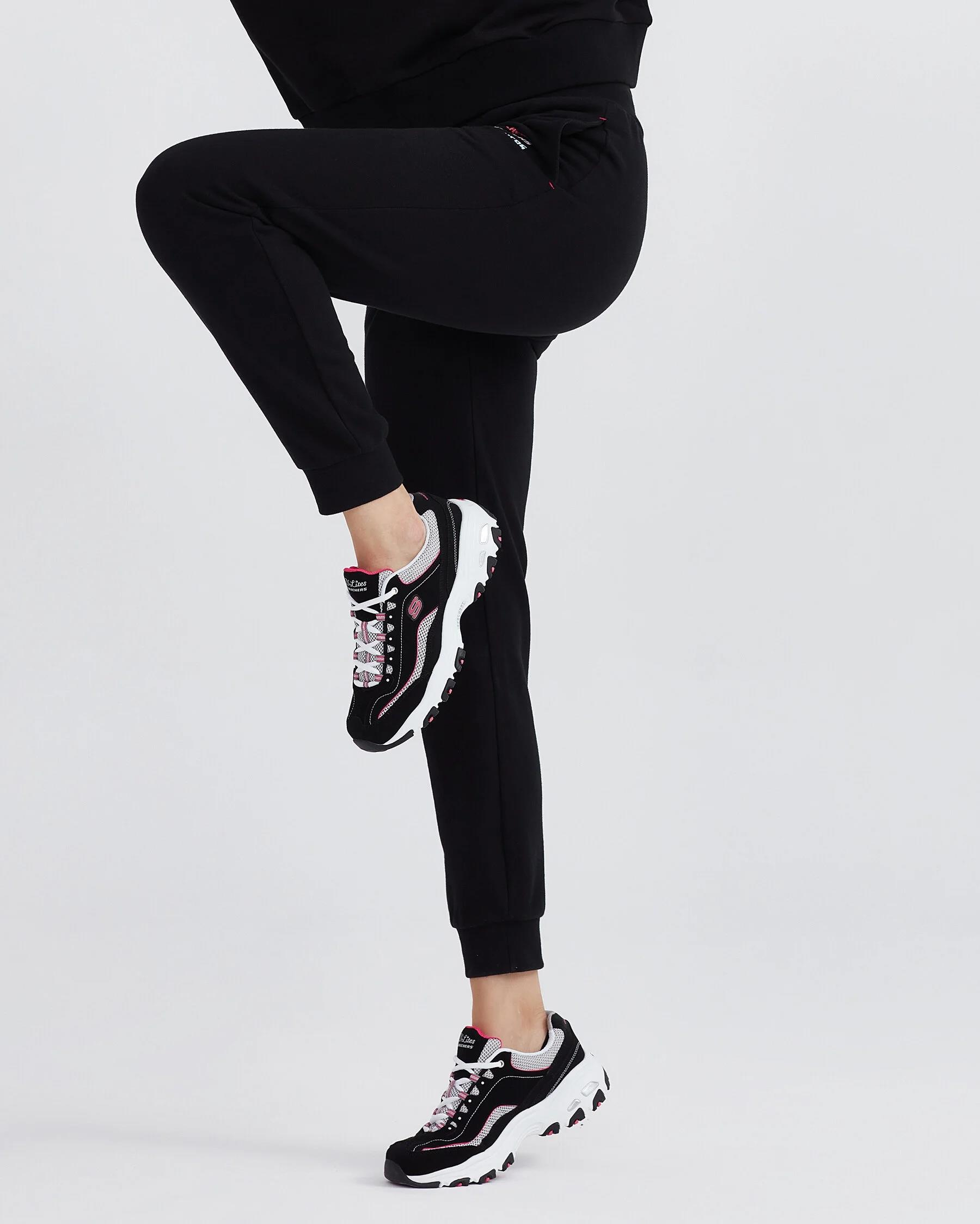 Skechers Essential W Jogger Sweatpant Kadın Siyah Eşofman Alt