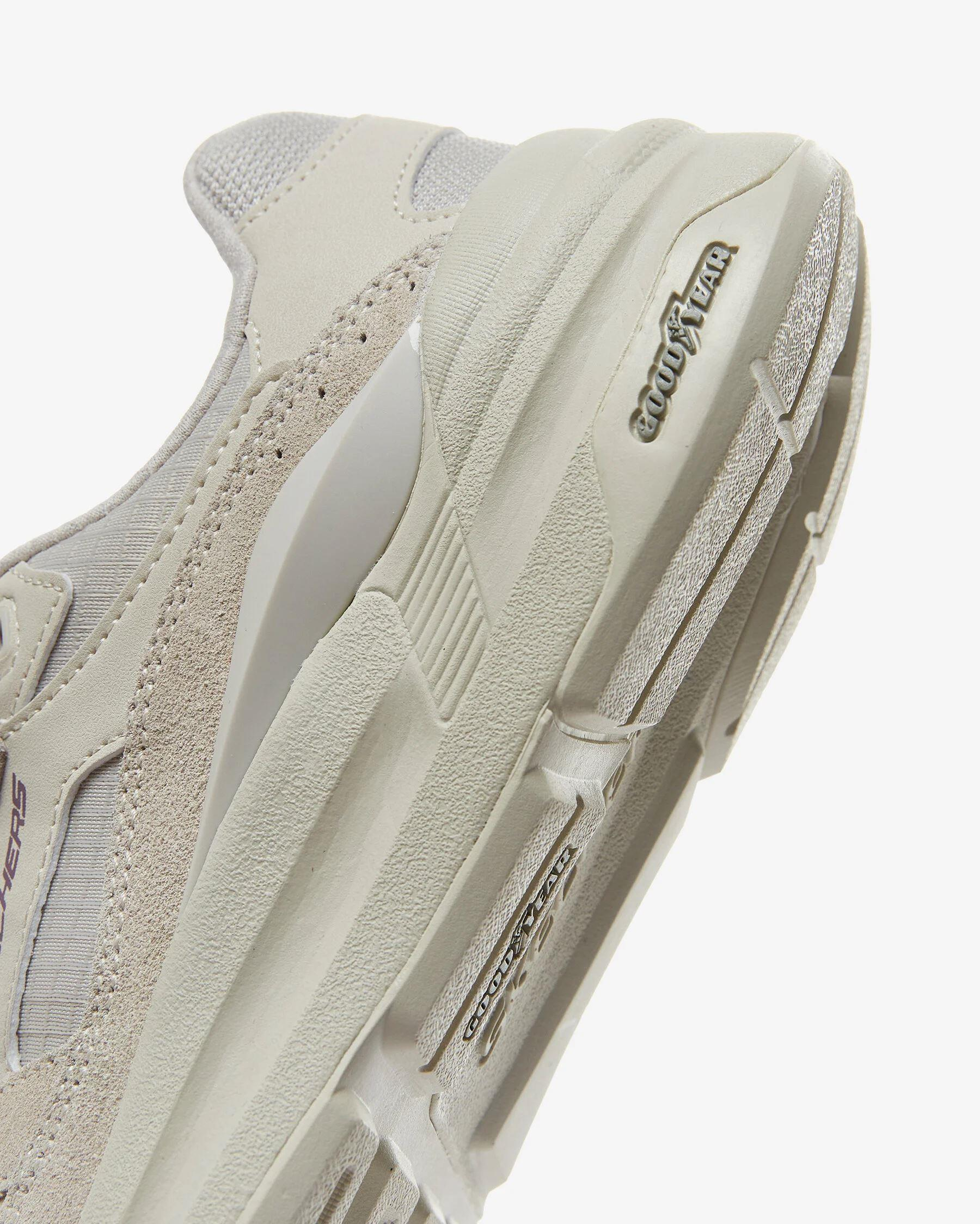 Skechers Global Jogger-Full Envy Kadın Krem