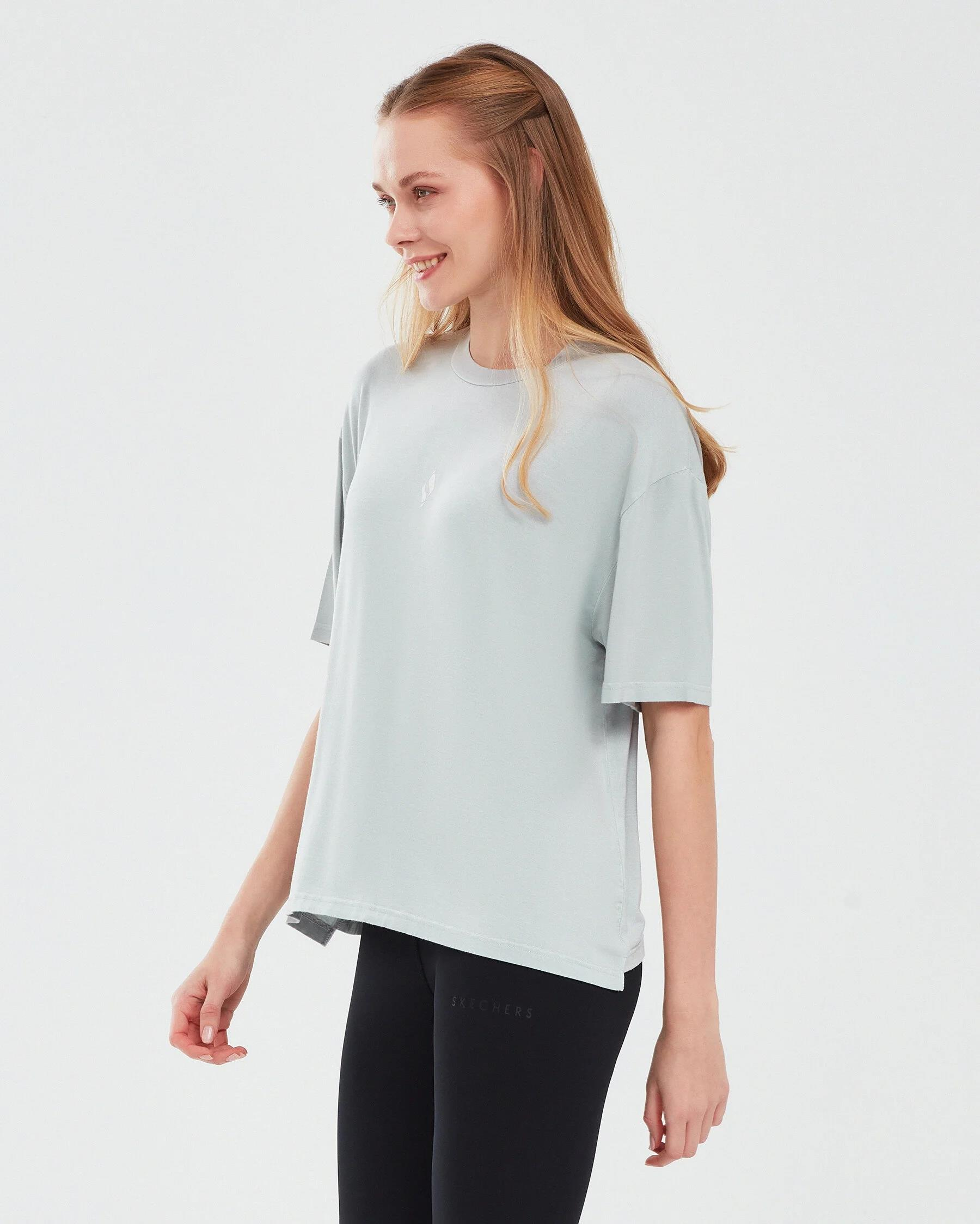Skechers Graphic T-Shirt W Short Sleeve Kadın  Bisiklet Yaka Tshirt