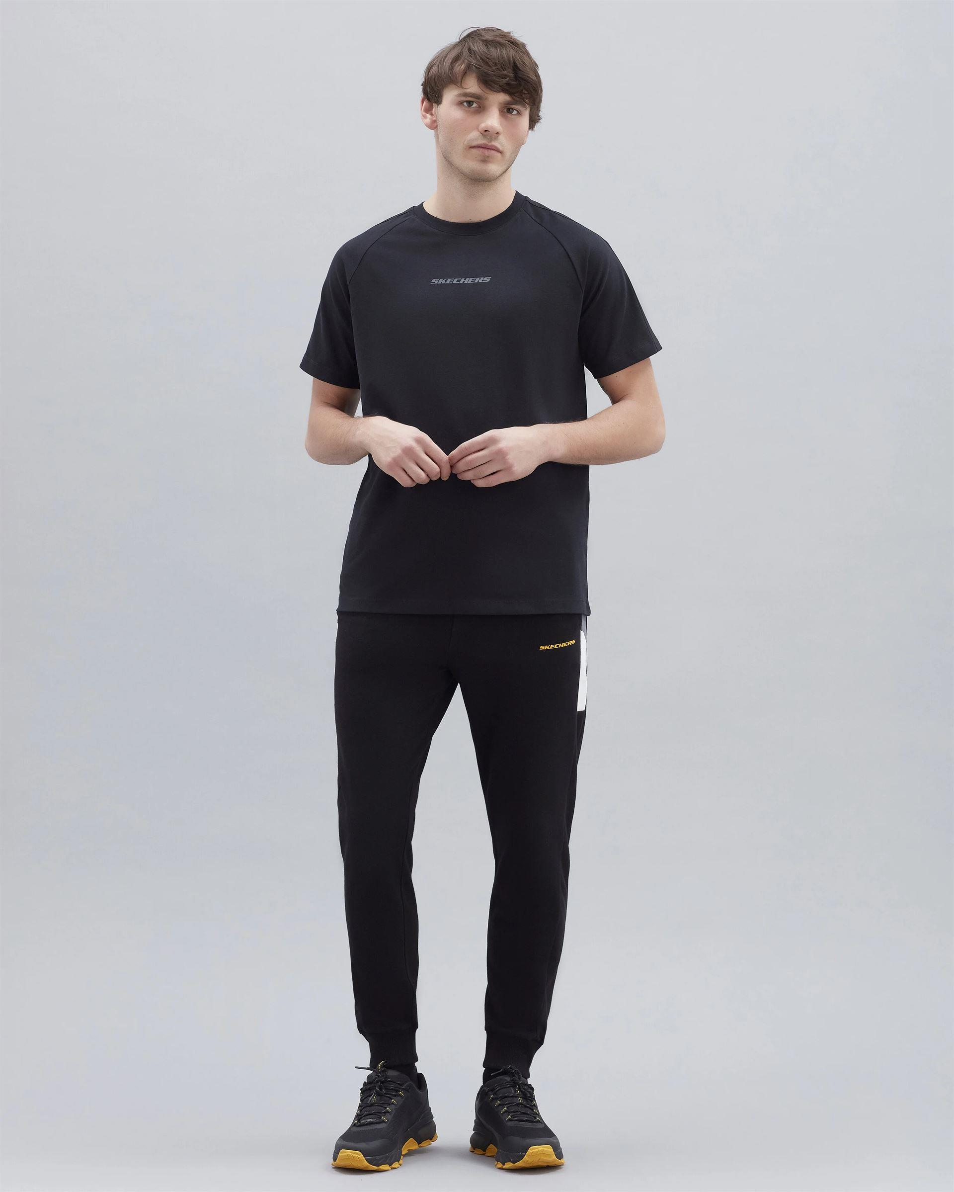 Skechers M Graphic Tee Crew Neck T-Shirt Erkek Siyah Bisiklet Yaka Tshirt