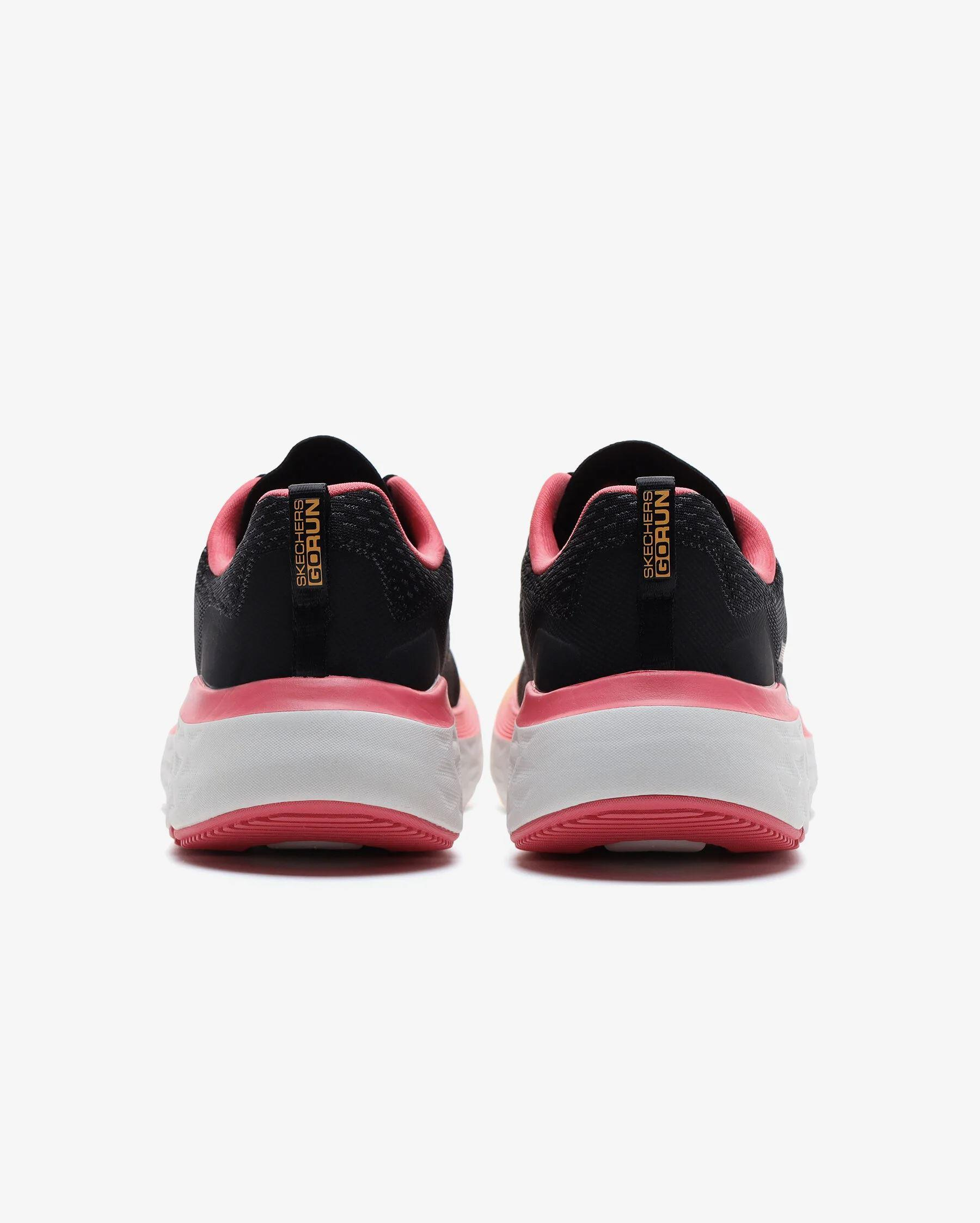Skechers Max Cushioning Delta - Ultima Kadın Siyah Spor Ayakkabı