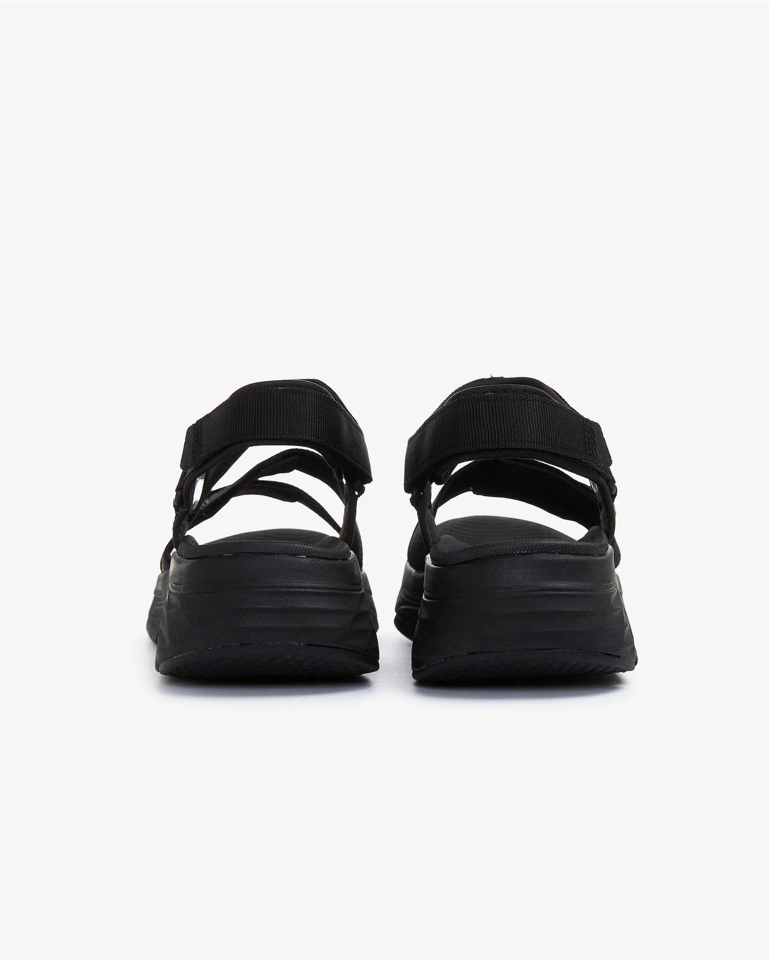 Skechers Max Cushioning  -  Lured Kadın  Sandalet