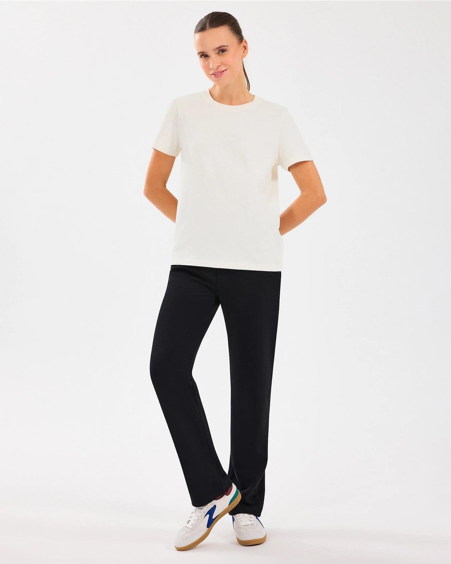 Skechers W Essential Crewneck T-Shirt Kadın  Bisiklet Yaka Tshirt