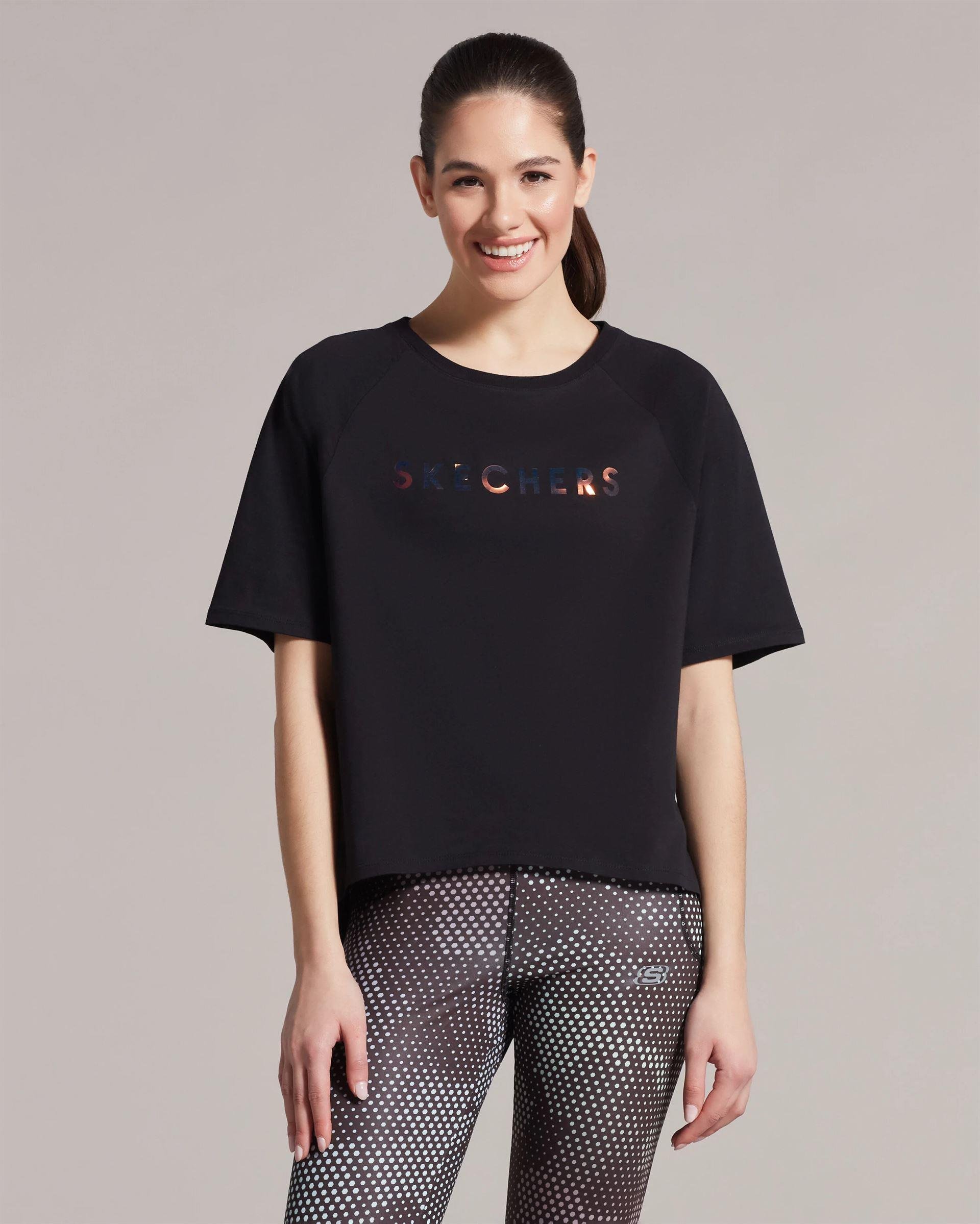 Skechers W Graphic Tee Crew Neck T-Shirt Kadın Siyah Bisiklet Yaka Tshirt