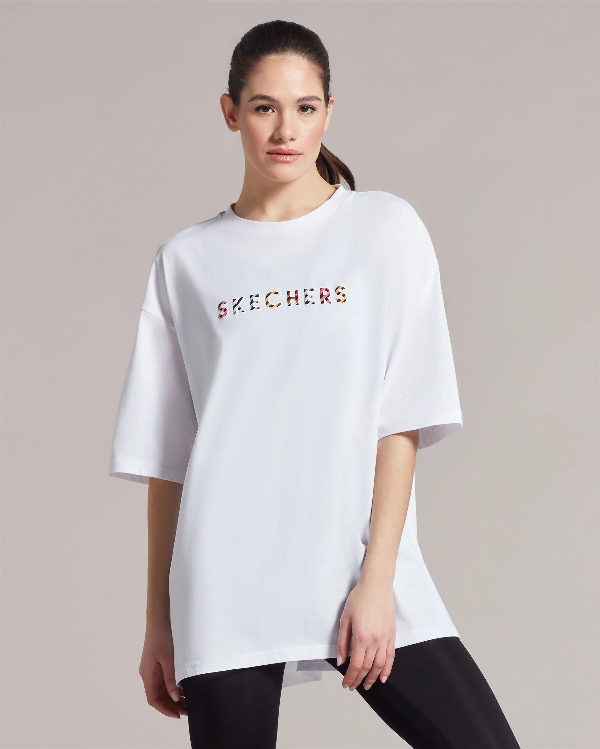 Skechers W Graphic Tee Crew Neck T-Shirt Kadın Beyaz Bisiklet Yaka Tshirt
