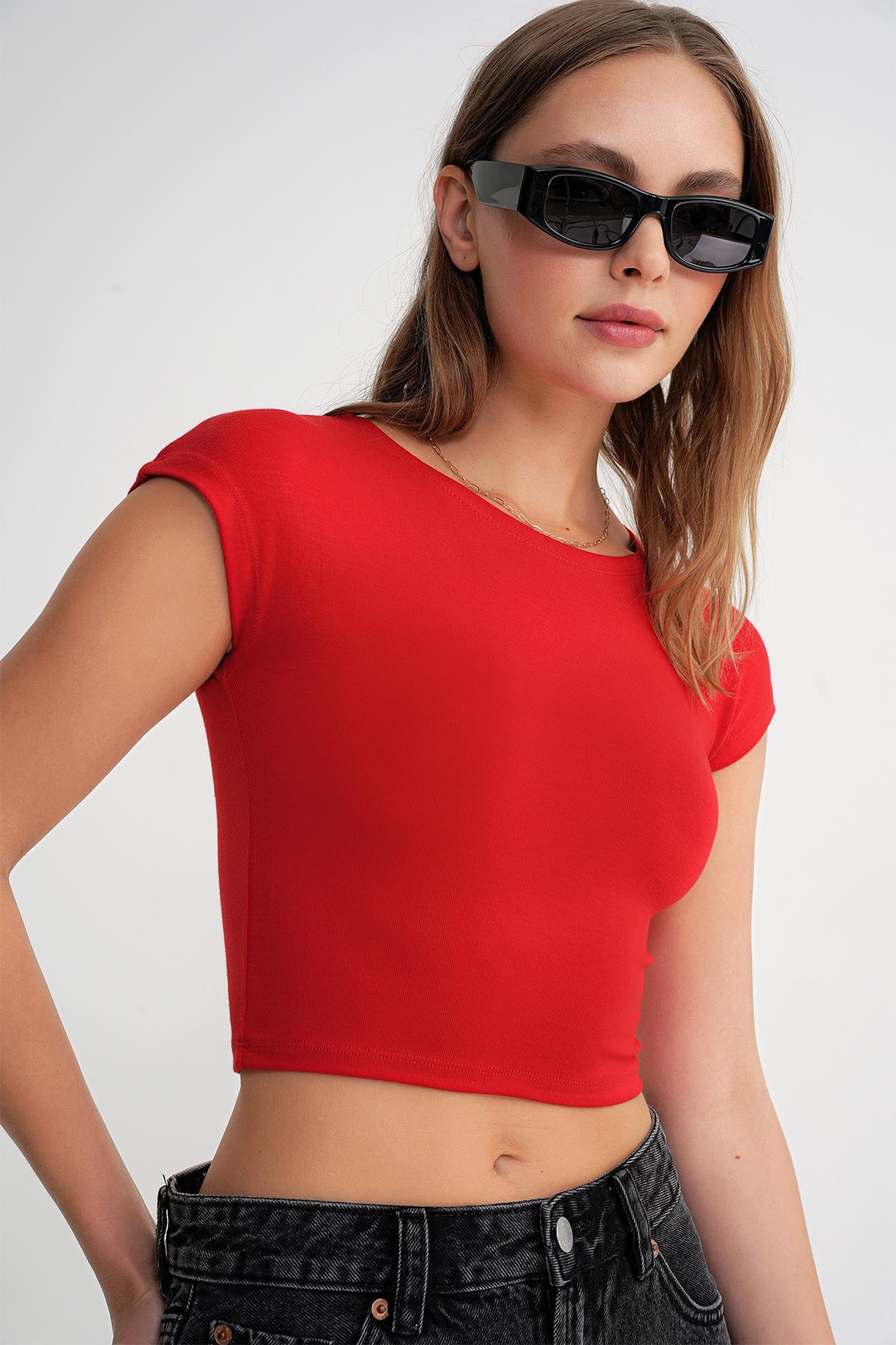 2009 Kadın Vücuda Oturan Basic Crop T-Shirt Kırmızı