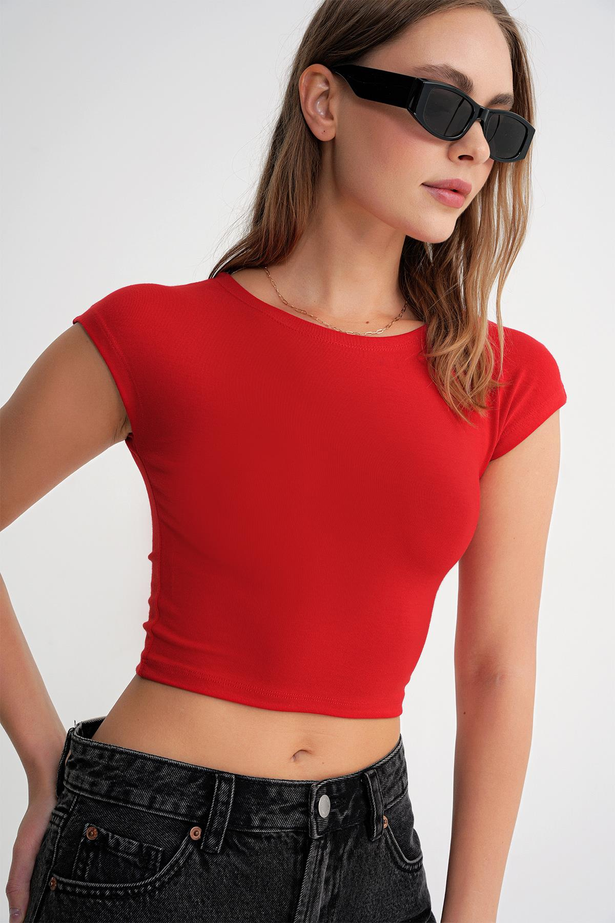 2009 Kadın Vücuda Oturan Basic Crop T-Shirt Kırmızı